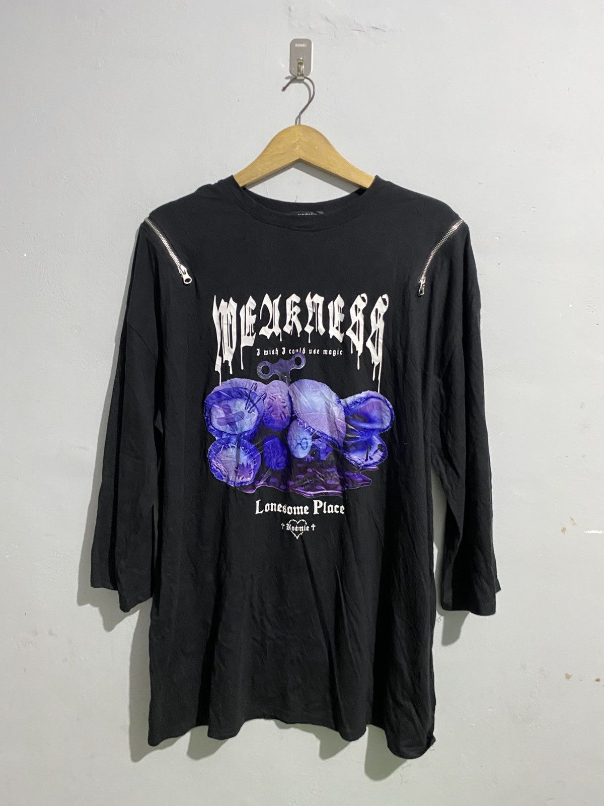 20471120 × Beauty Beast × Isamu Katayama Backlash 2000s Noemie gothic punk longsleeve tshirt Size US XL / EU 56 / 4 - 1 Thumbnail