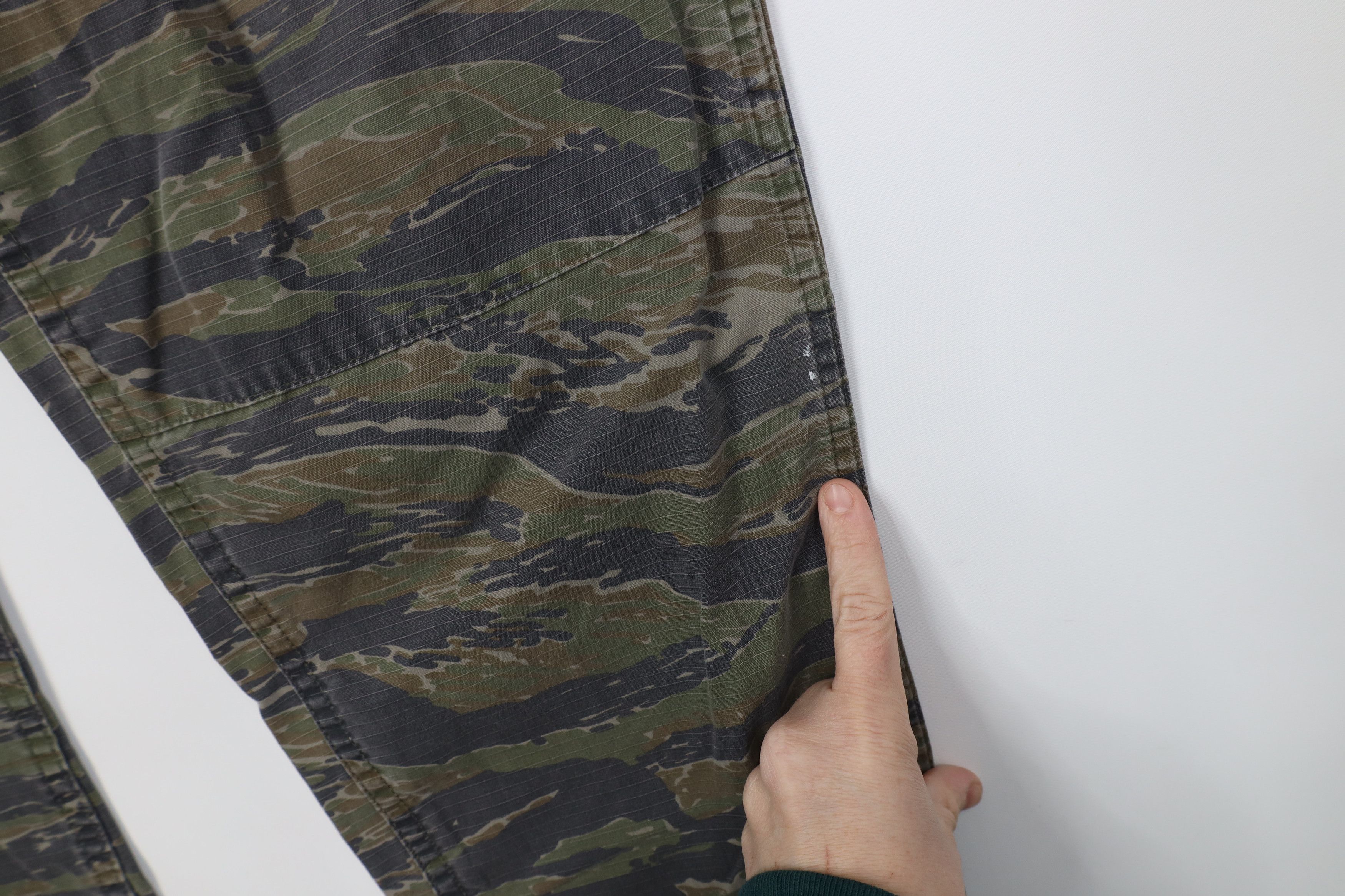 Vintage Vintage Y2K Double Knee Tiger Stripe Camouflage Cargo Pants Size US 36 / EU 52 - 5 Thumbnail