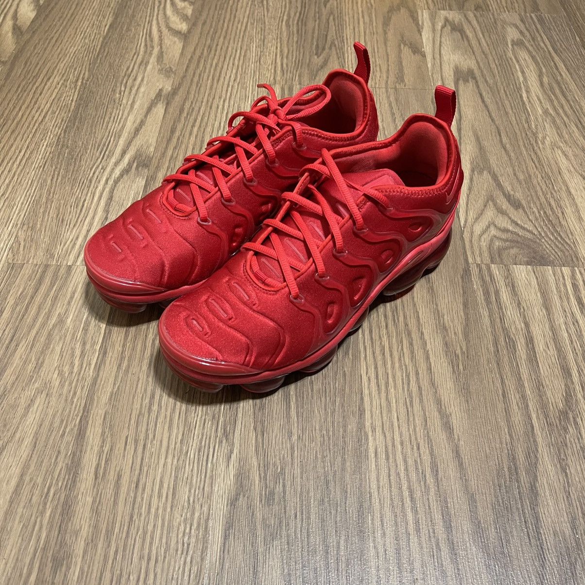 Nike Nike Air Vapormax Plus University Red CW6973-600 8.5 Size US 8.5 / EU 41-42 - 4 Thumbnail