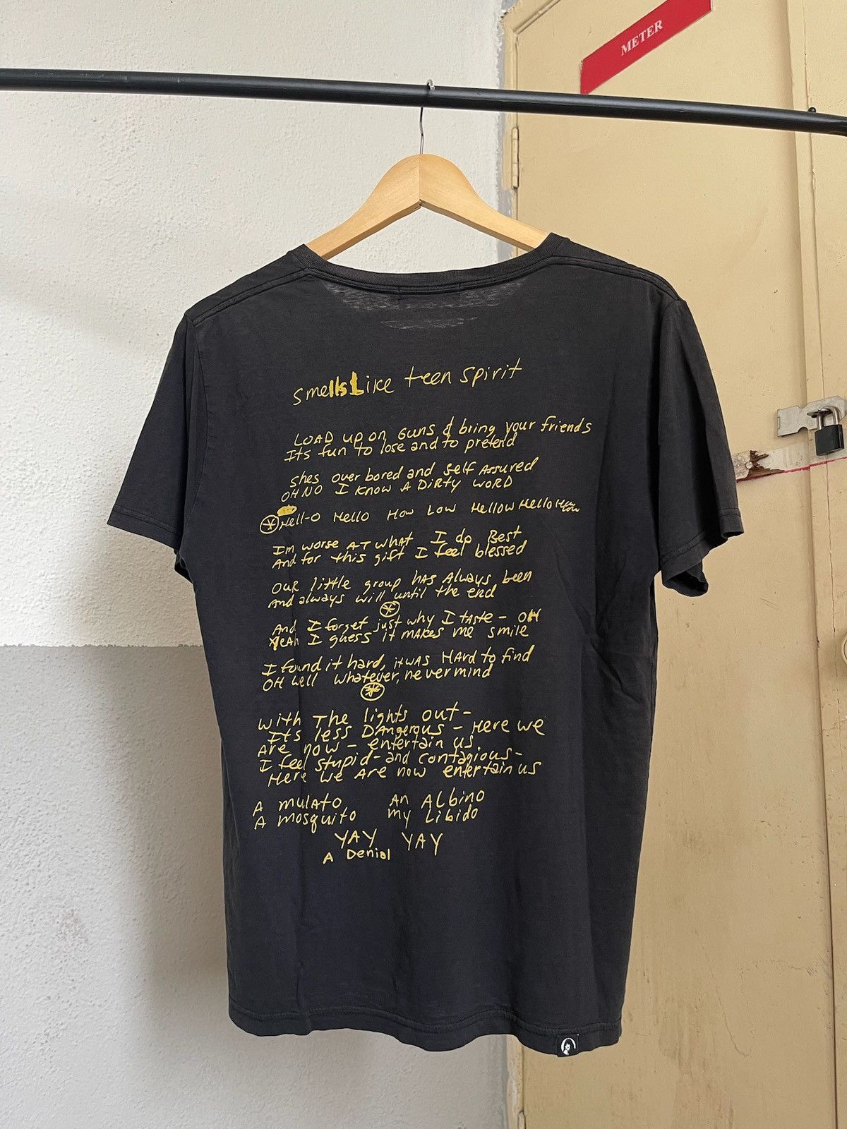 Hysteric Glamour × Japanese Brand Hysteric Glamour Nirvana Smiley Lyrics Tshirt Size US M / EU 48-50 / 2 - 4 Thumbnail