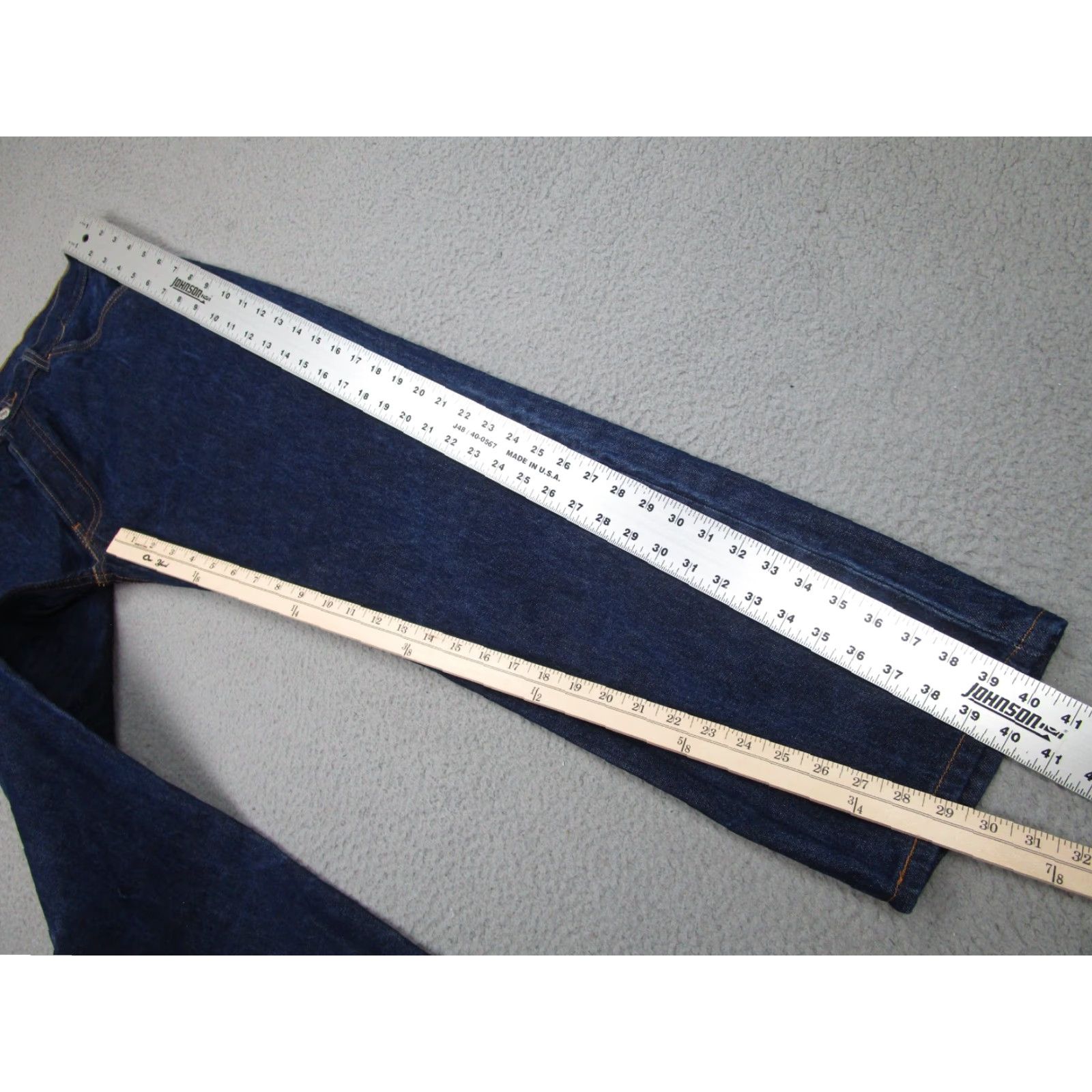 Levi's VINTAGE Levi's Jeans Men 33x30 Blue Denim 501 Regular Straight 2000s USA Mens Size US 33 - 2 Thumbnail