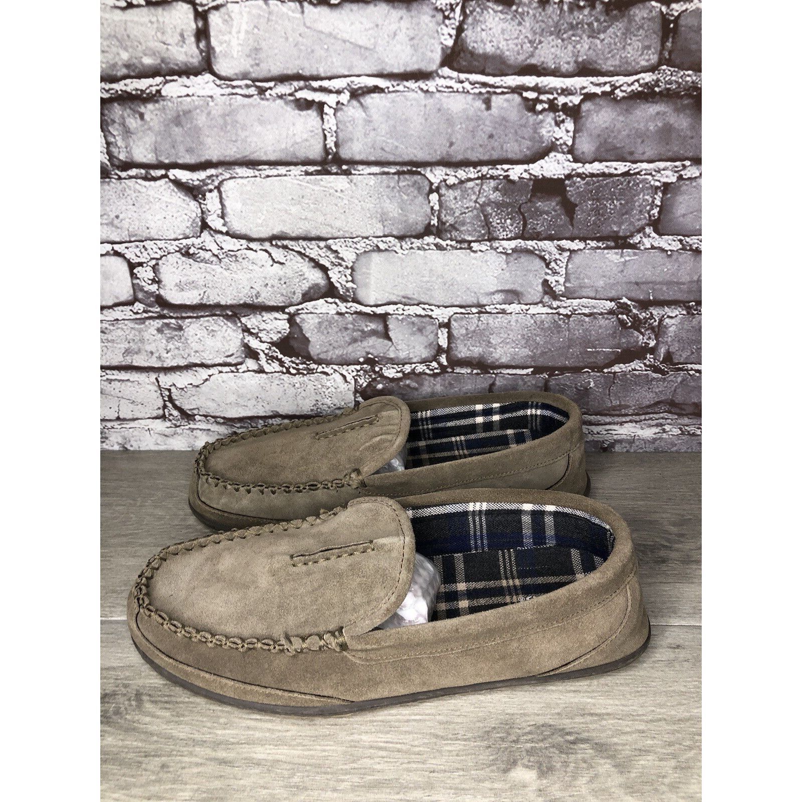 Clarks Clarks Taupe Suede Moccasin Comfort Plaid Lined House Slippe Size US 13 / EU 46 - 6 Thumbnail