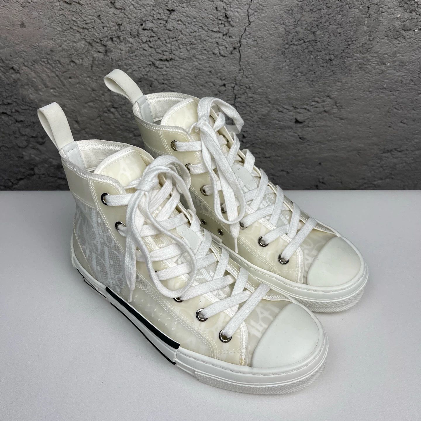 Dior Dior b23 High Top Sneaker Women's Size 36 Size US 5.5 / IT 35.5 - 1 Thumbnail