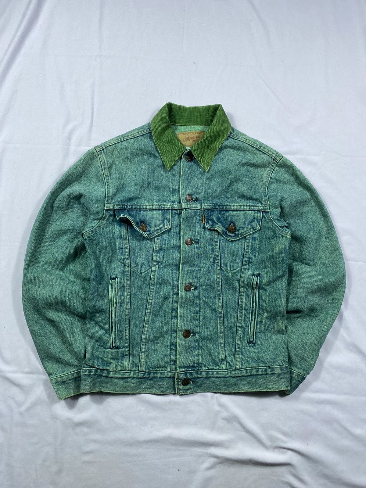 Levi's Vintage Clothing Vintage Levi's Denim Jacket Corduroy Collar Size US M / EU 48-50 / 2 - 1 Thumbnail