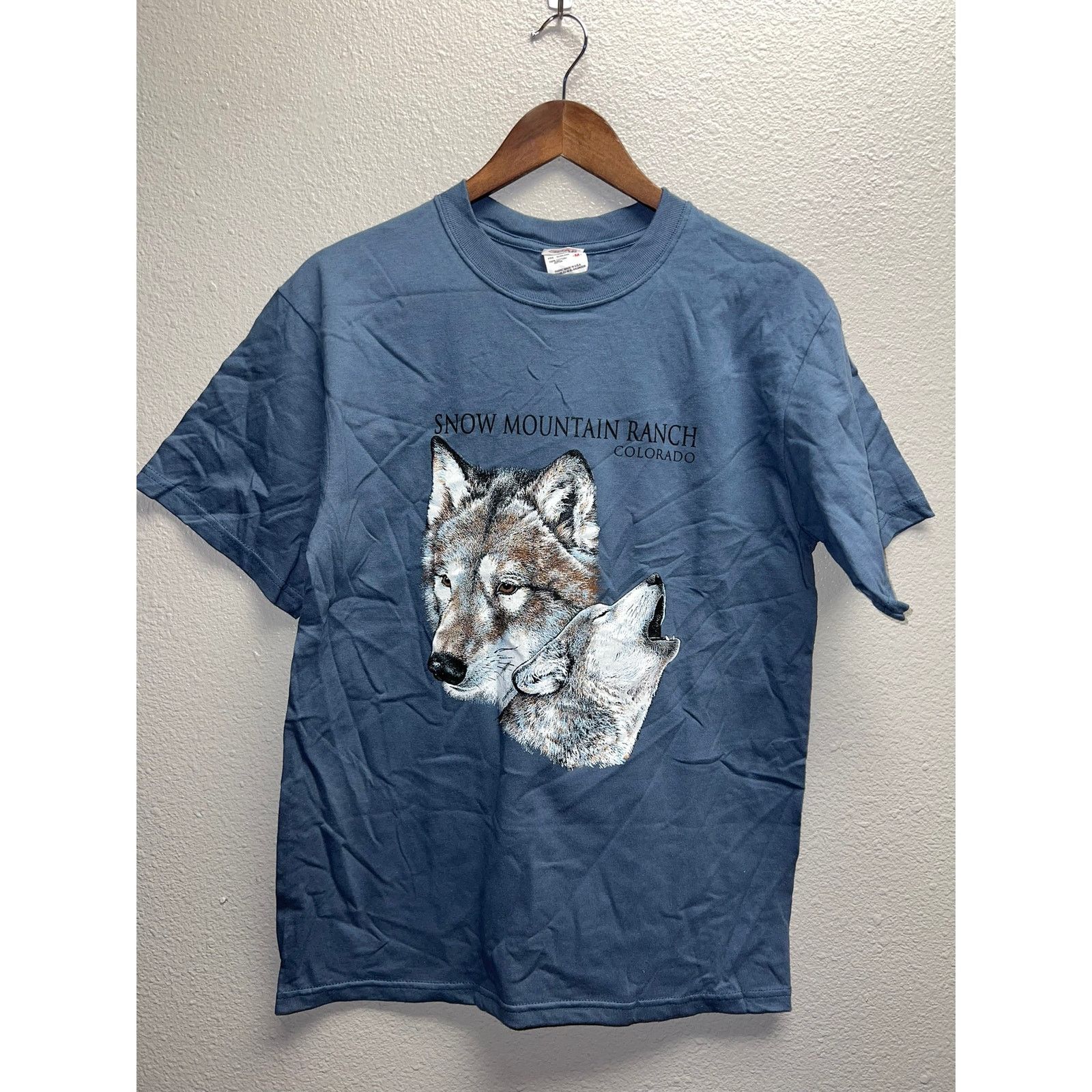 Anvil Vintage Snow Mountain Ranch Shirt Wolf Wolves Tee 90s M Size US M / EU 48-50 / 2 - 1 Thumbnail