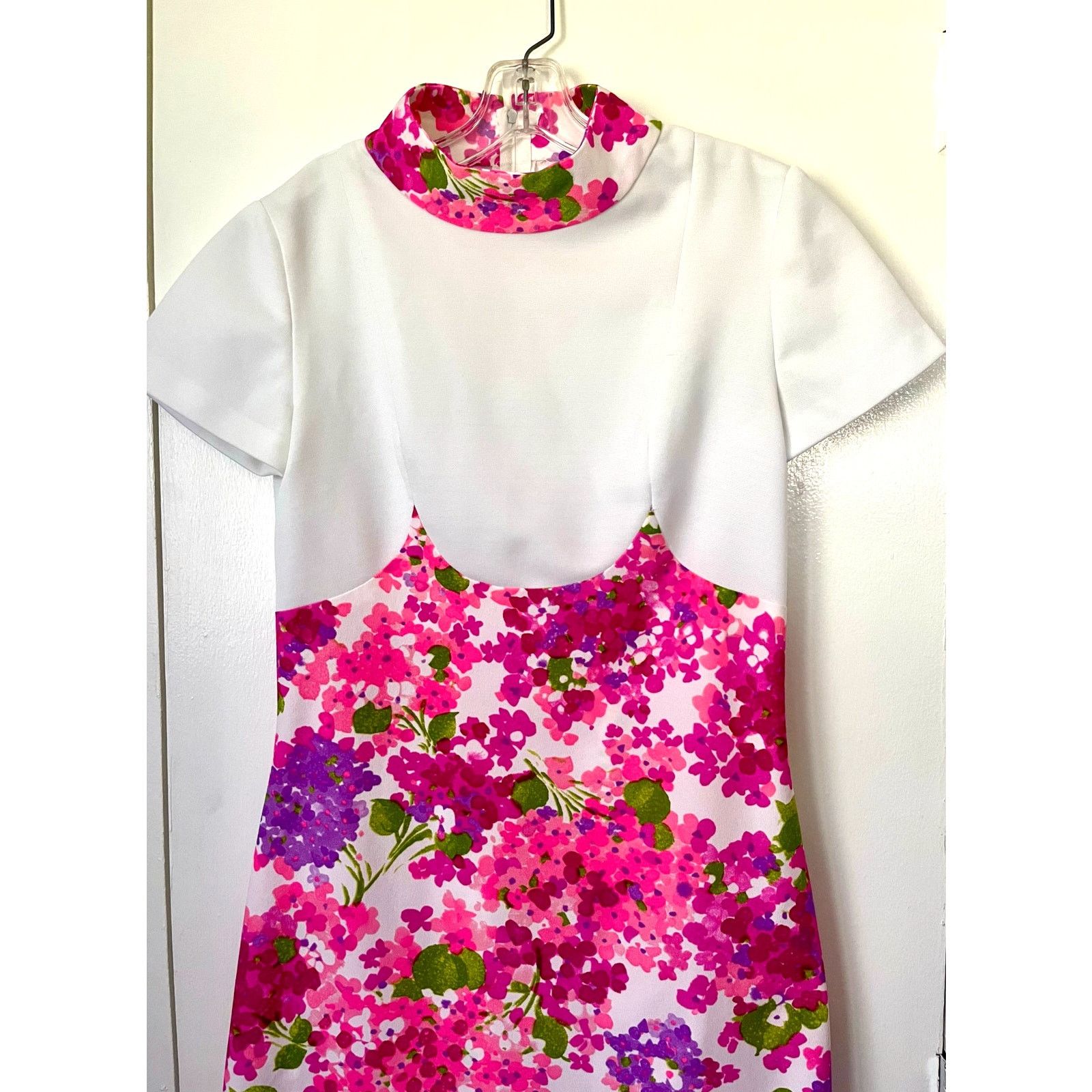 Vintage Vintage 60’s White Pink Flower Power Dress XS Small Groovy Size XS / US 0-2 / IT 36-38 - 3 Thumbnail