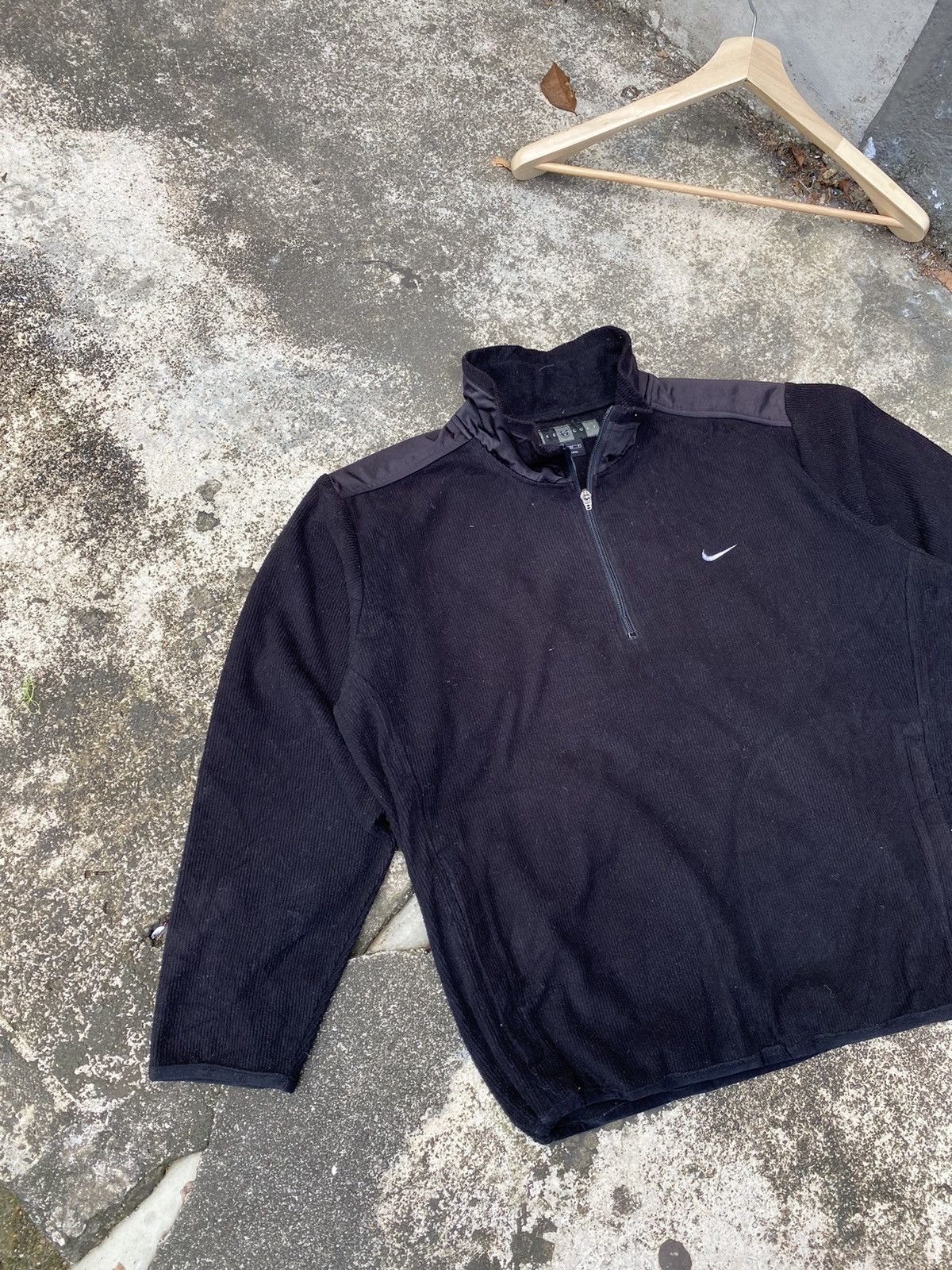 Vintage Vintage Nike Golf 90s Half Zipper - size 23.7” x 25.7” Size US S / EU 44-46 / 1 - 2 Thumbnail