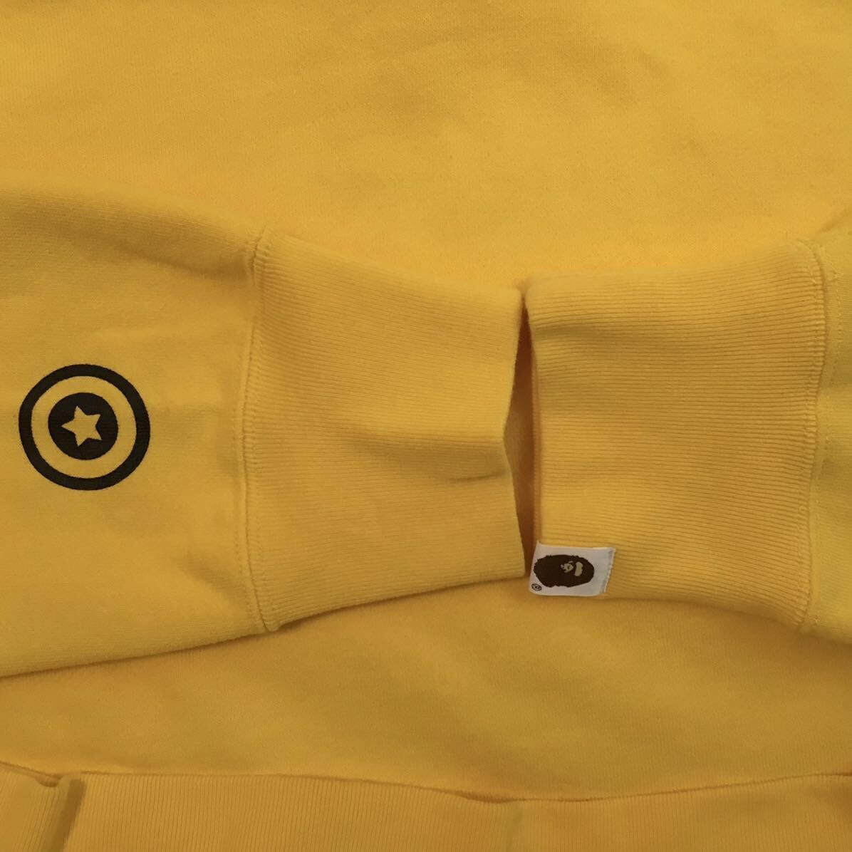 Bape BAPE Shark pullover hoodie yellow a bathing ape Size US L / EU 52-54 / 3 - 7 Thumbnail