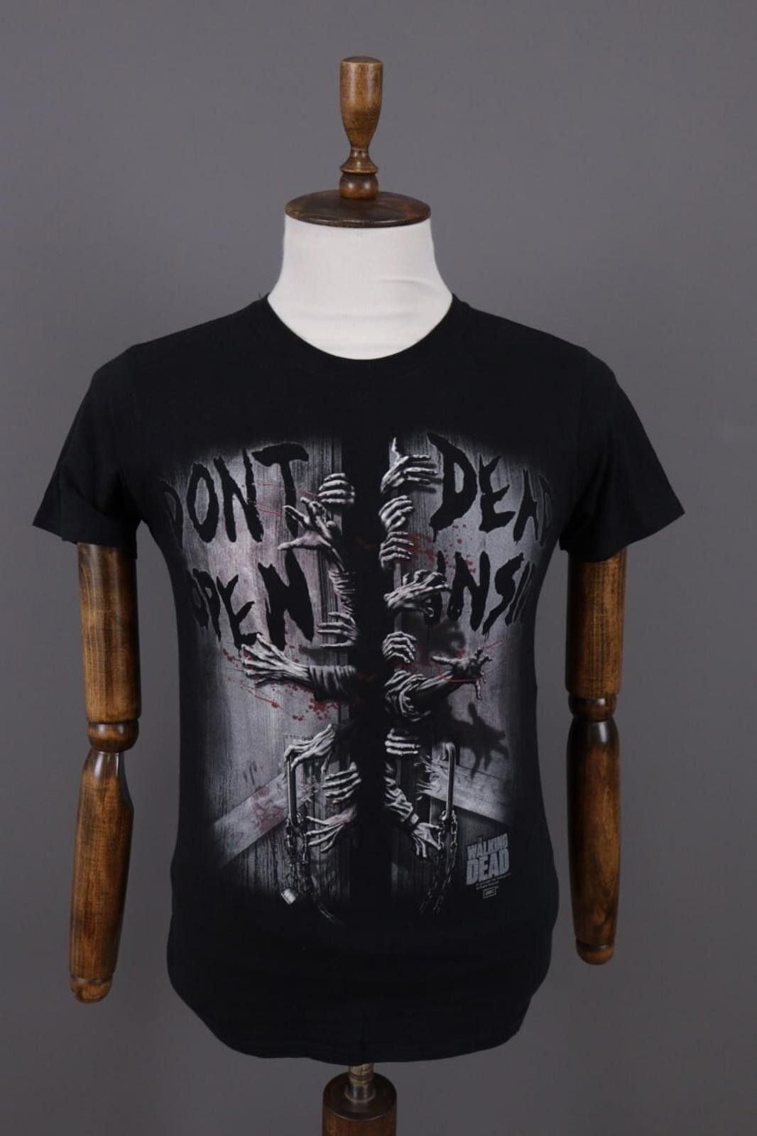 Gildan Gildan The Walking Dead AMC Black All Over Print Size S Size US S / EU 44-46 / 1 - 1 Thumbnail