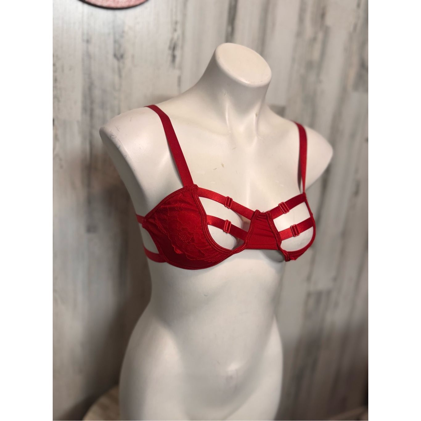 Other PrettyLittleThing Red Strappy Cutout Bra - Size S Size ONE SIZE - 3 Thumbnail