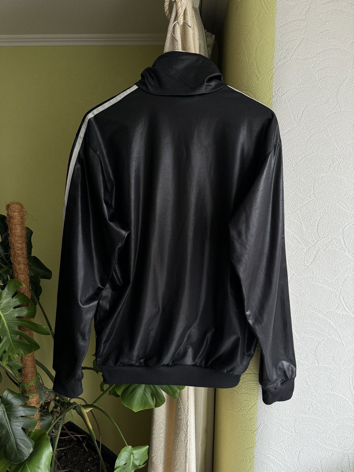 Adidas Chile 62 VintageTrack Jacket Black Y2k japanese