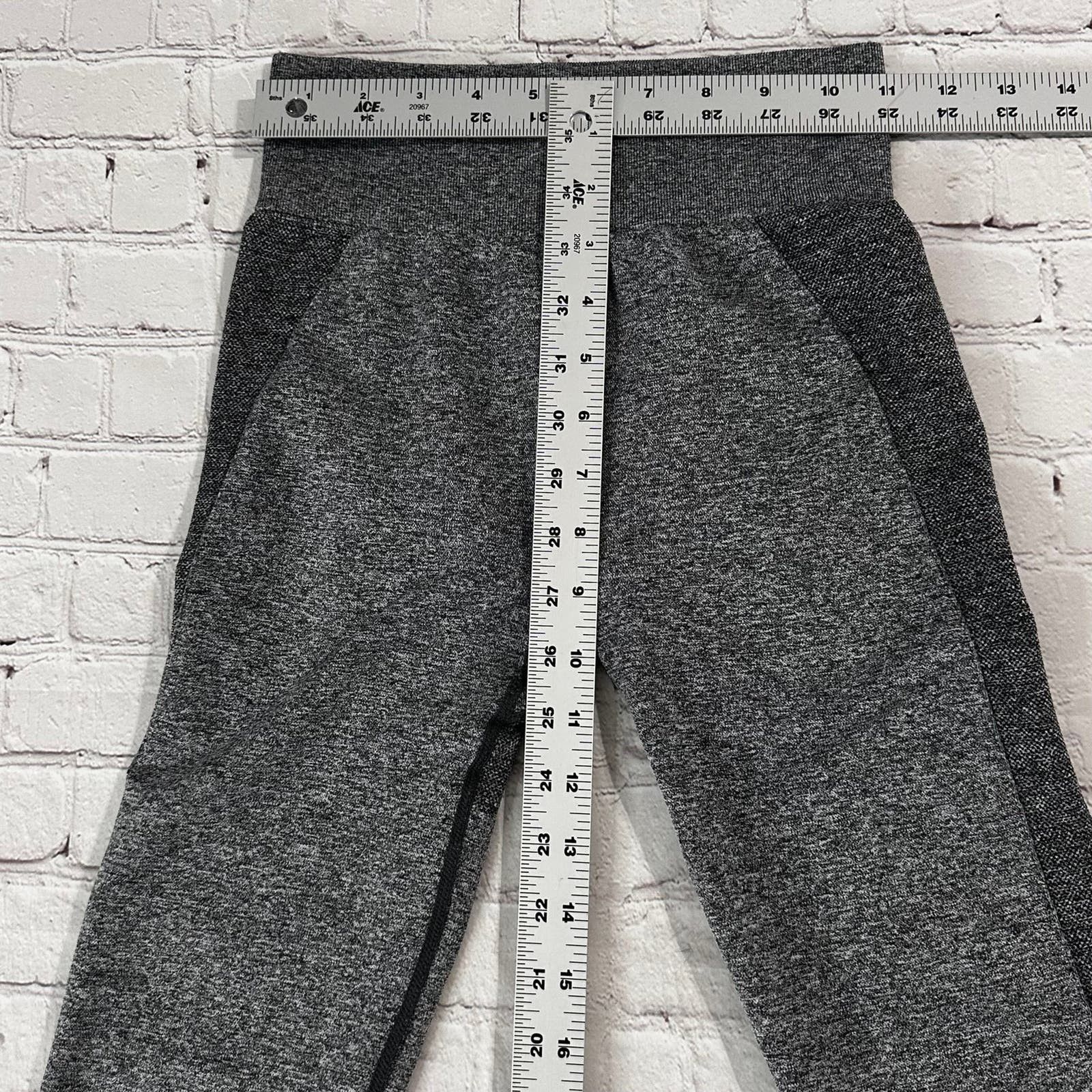 Gymshark Gymshark legging size small Size 27" / US 4 / IT 40 - 7 Thumbnail