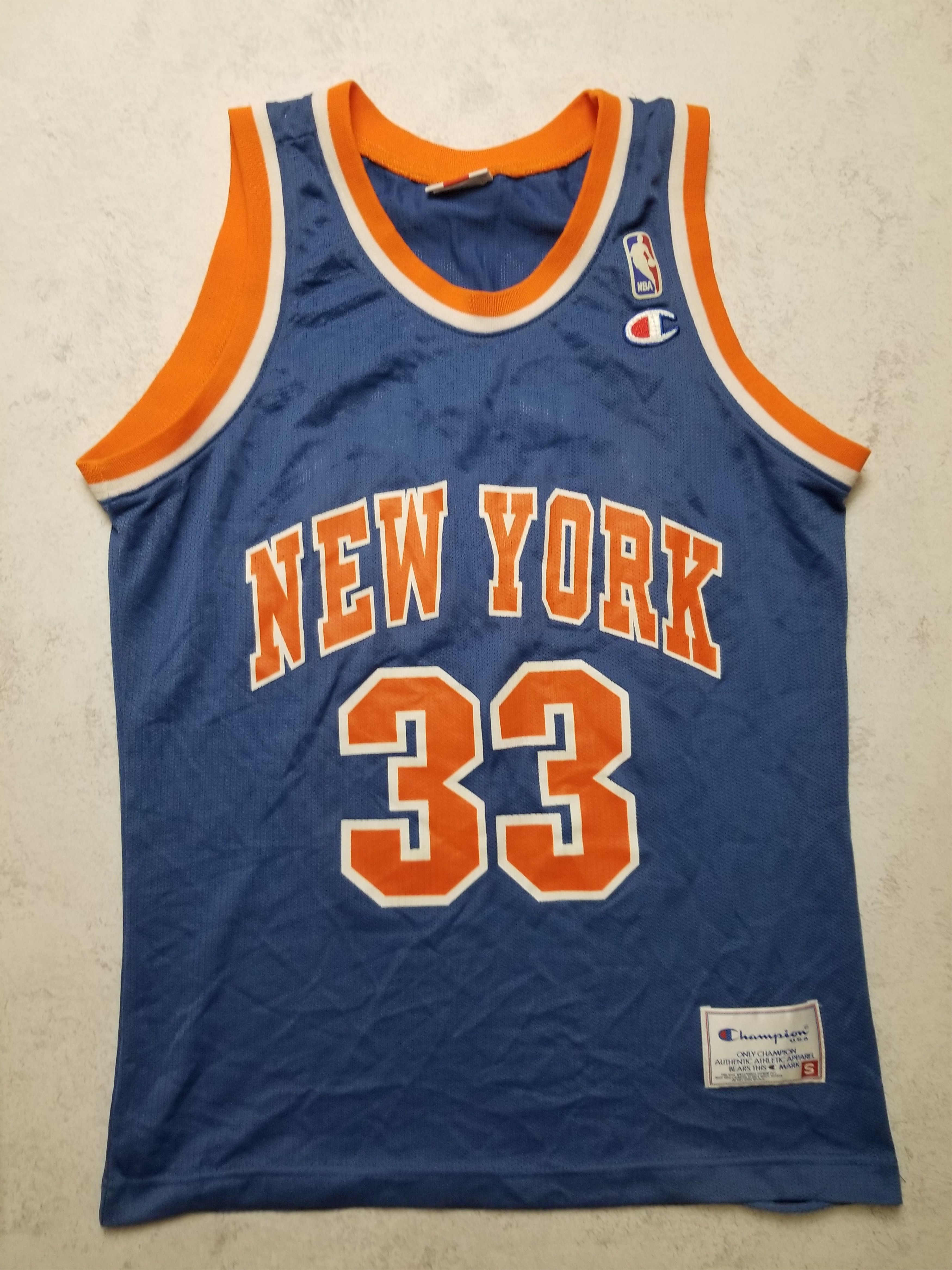 Champion NEW YORK KNICKS PATRICK EWING JERSEY CHAMPION NBA Euro Cut Size US S / EU 44-46 / 1 - 1 Thumbnail