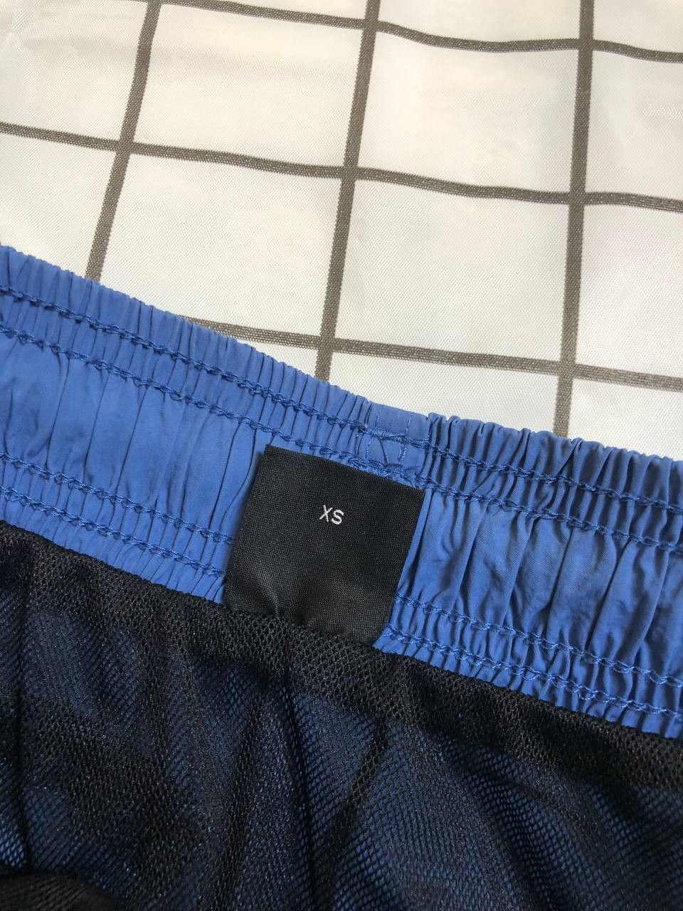 Hugo Boss HUGO BOSS MENS SHORT BLUE OCTOPUS Size US 28 / EU 44 - 11 Thumbnail