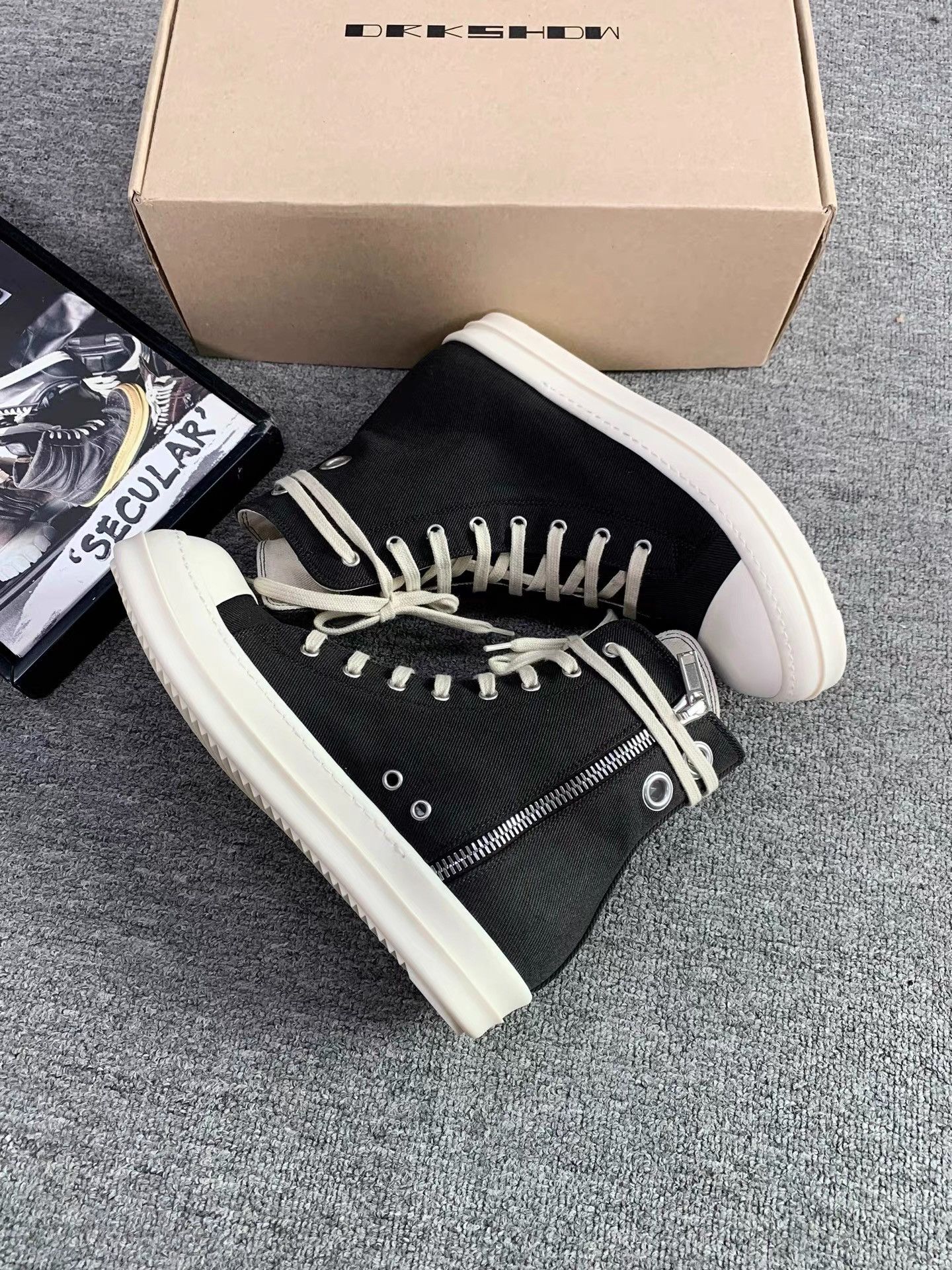 Rick Owens Rick Owens 25SS Big Converse K34 Size US 6 / IT 36 - 6 Thumbnail