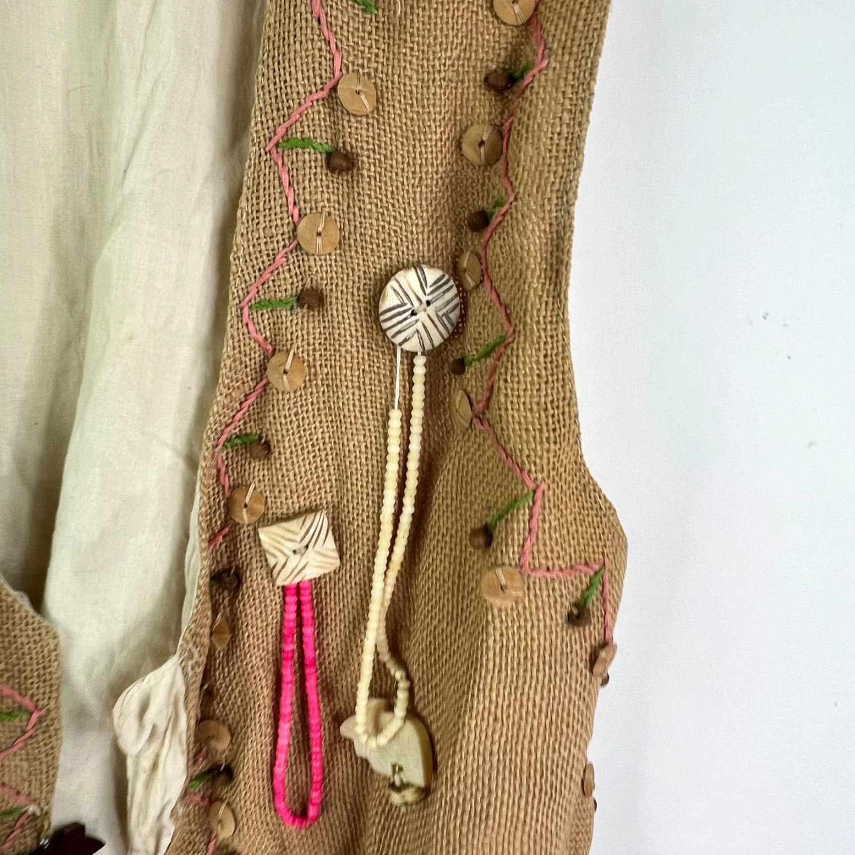 Vintage VINTAGE Jane Ashley Nepal Beaded Embroidered Vest Womens JR Size L Open Beige Size L / US 10 / IT 46 - 2 Thumbnail