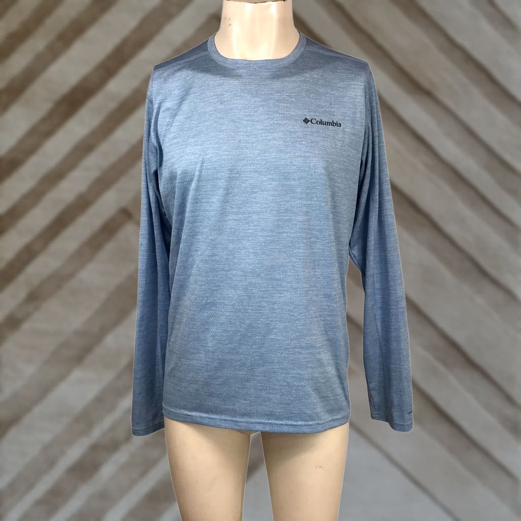 Vintage COLUMBIA Men M Blue Long Sleeve Crew Neck Polyester Tee Size US M / EU 48-50 / 2 - 1 Thumbnail