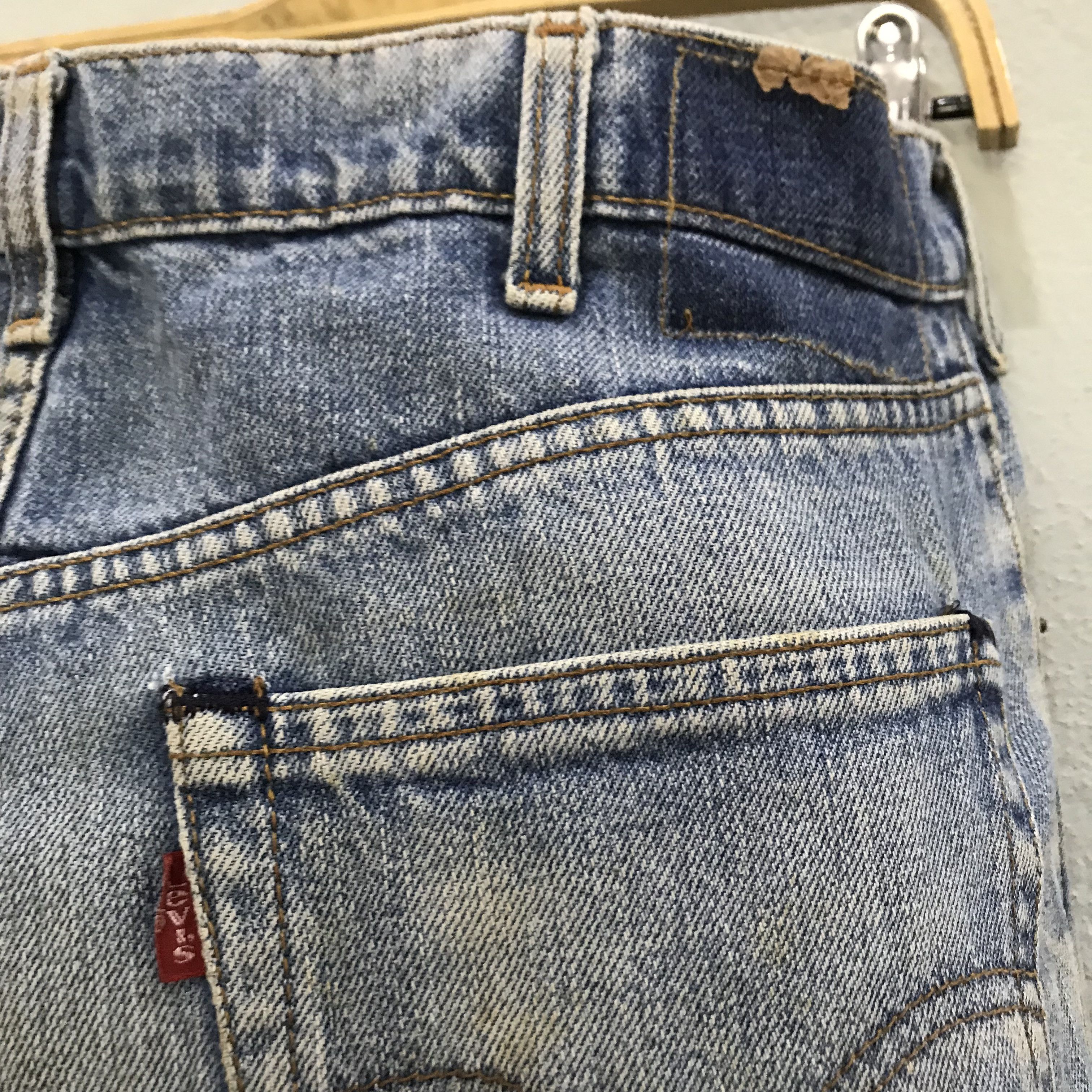 Levi's Vintage 90s Levi’s Jeans Light Wash Straight Leg Size US 30 / EU 46 - 15 Thumbnail
