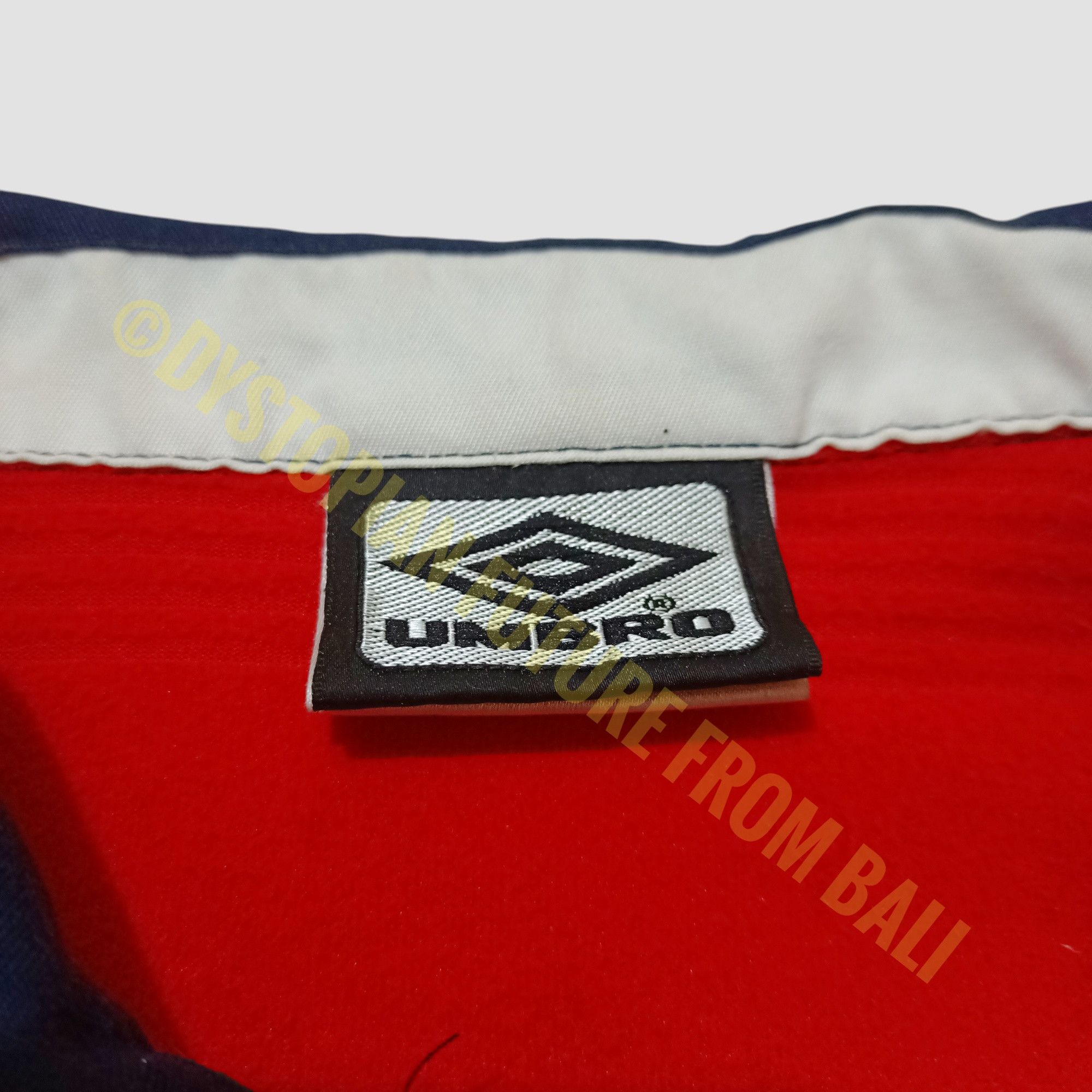 David Beckham Vintage 1999-2001 David Beckham England Football Away Jersey Size US XL / EU 56 / 4 - 6 Thumbnail