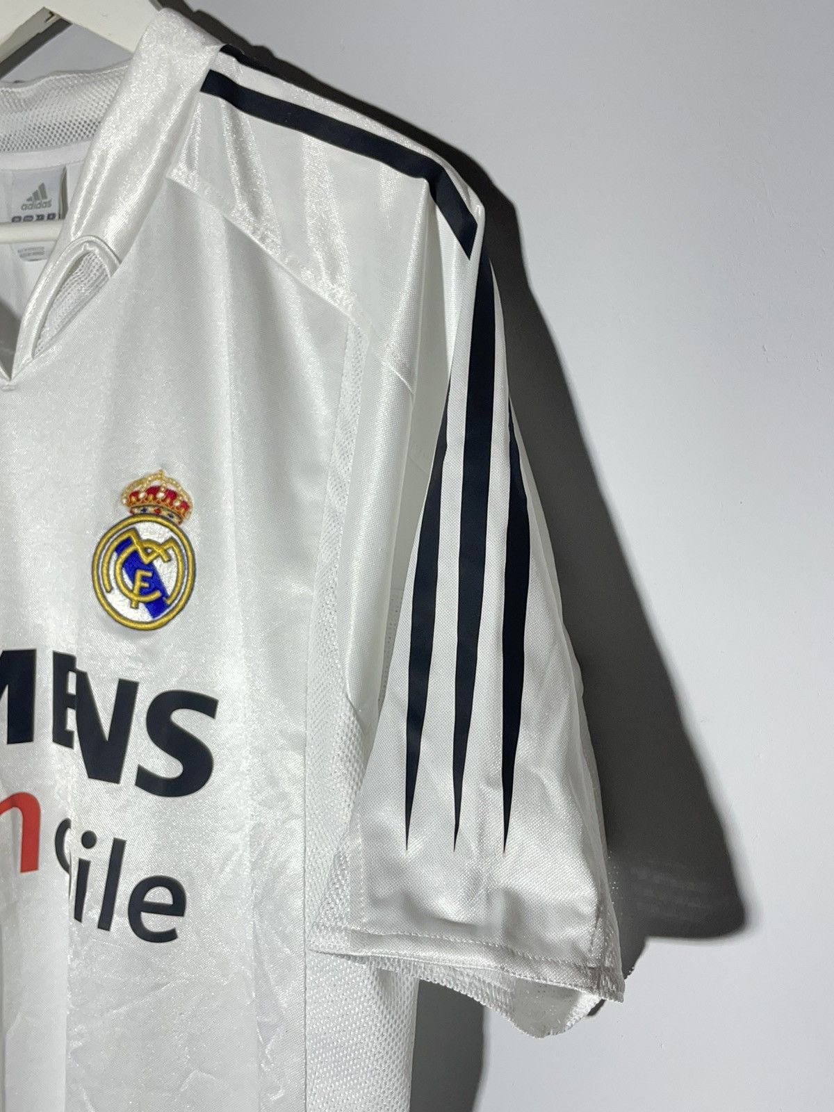 Adidas × Vintage Real Madrid Adidas Vintage 2004/05 Home Y2k Football Shirt Size US L / EU 52-54 / 3 - 9 Thumbnail