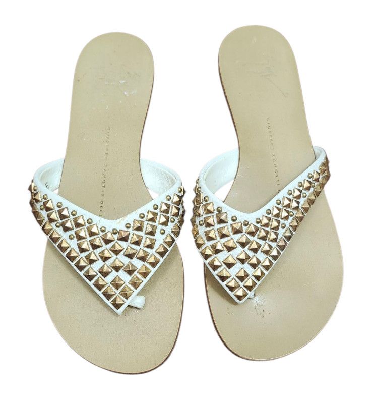 Giuseppe Zanotti Giuseppe Zanotti White Leather Studded Sandals 36 Size US 6 / IT 36 - 2 Thumbnail