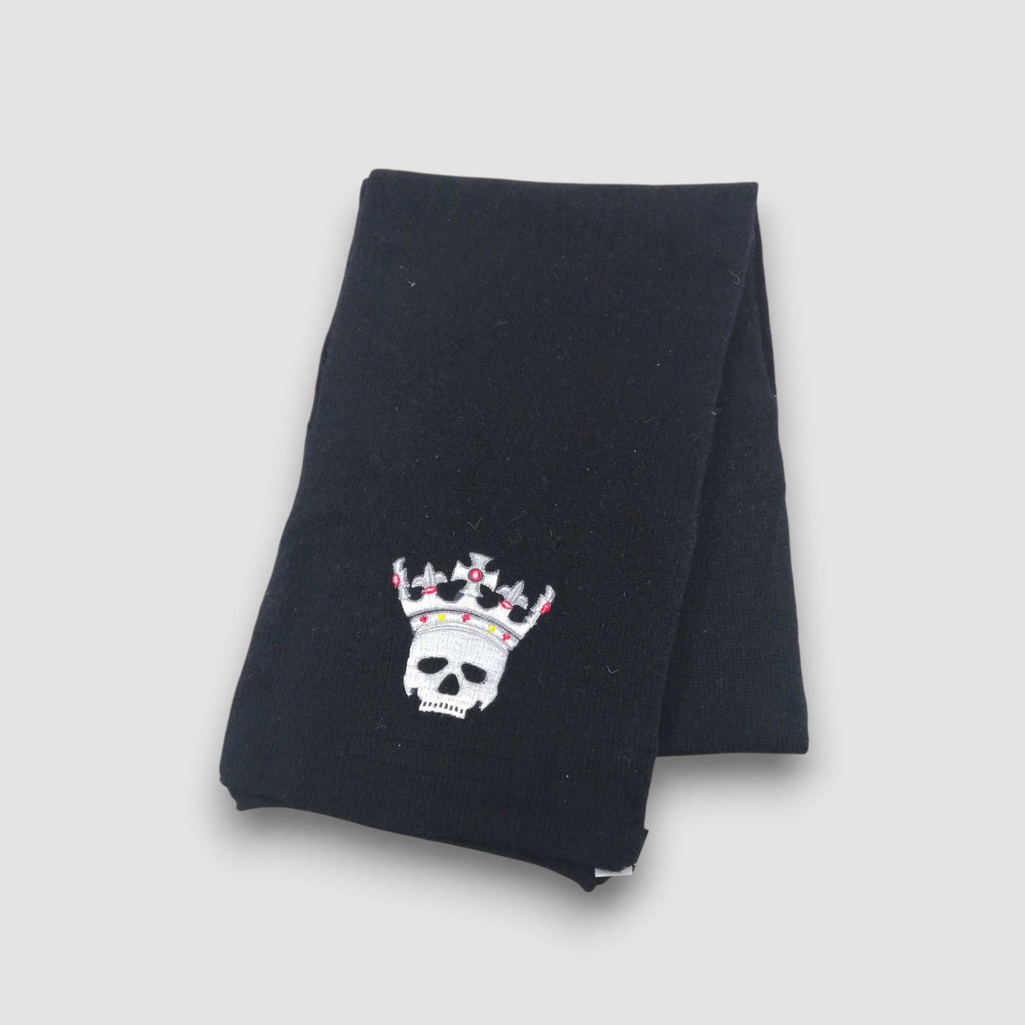 Japanese Brand Vintage No Future Skulls Scarf Wool Knit Crochet Scarves. Size ONE SIZE - 3 Thumbnail