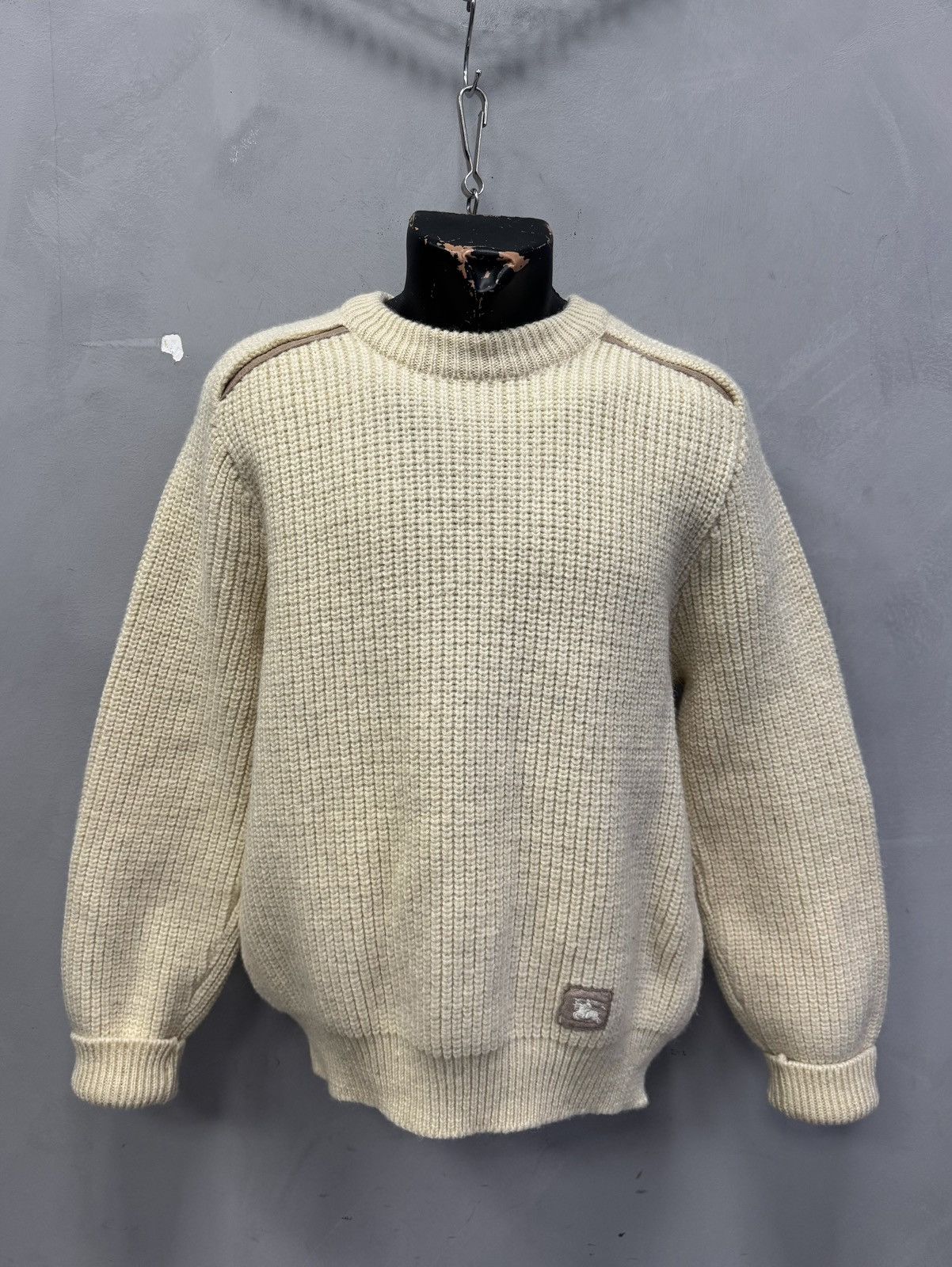 Burberry Vintage Wool Burberry Nova Check Sweater Knit Size US M / EU 48-50 / 2 - 1 Thumbnail