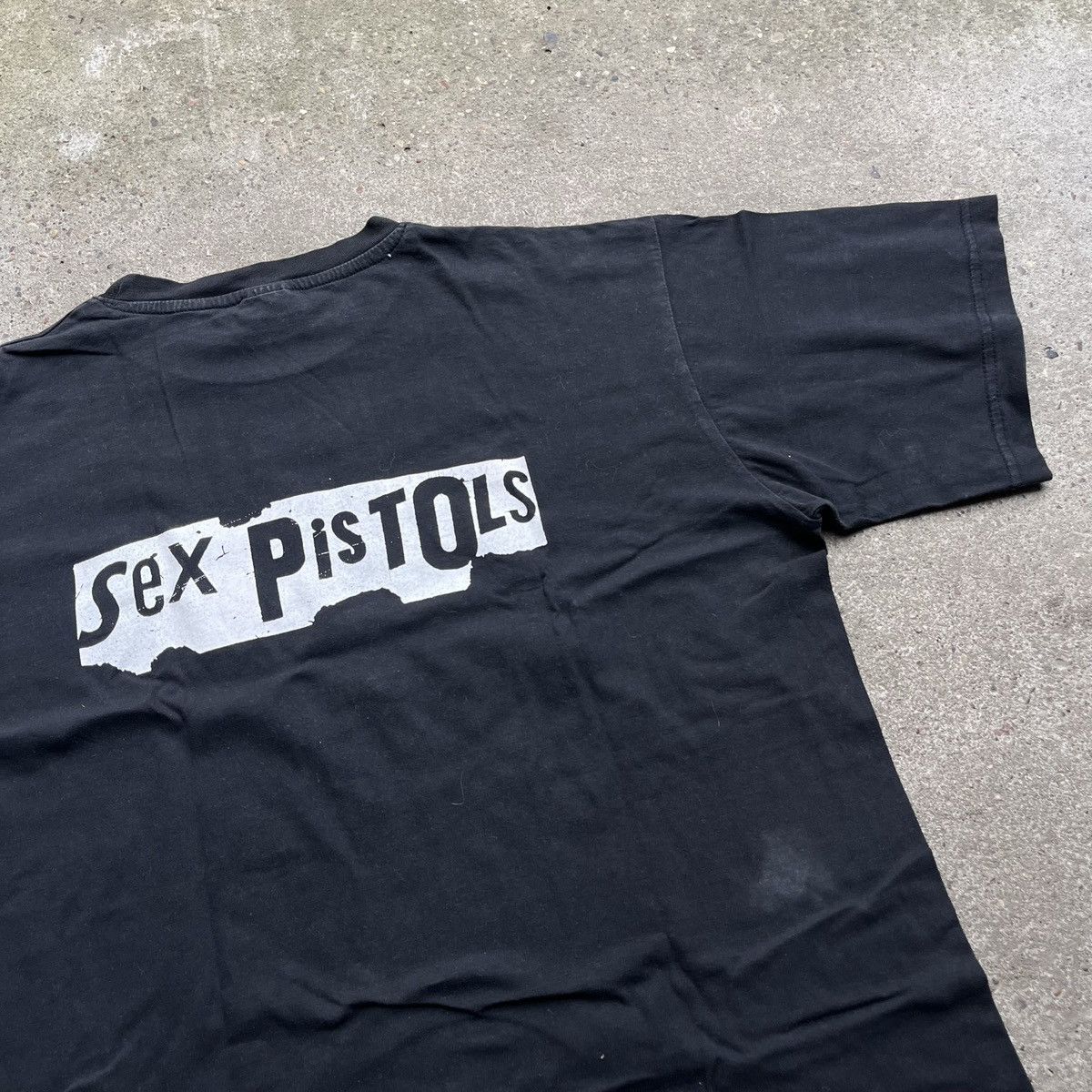 Band Tees × Vintage 90’s Sex Pistols “Anarchy in UK” Tshirt vintage black Size US L / EU 52-54 / 3 - 2 Thumbnail