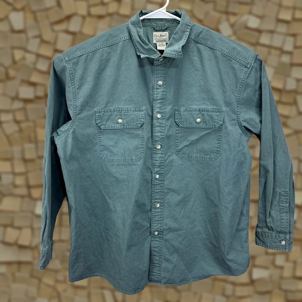 Vintage L.L. Bean Button Down Shirt Mens XL Green Cotton Traditional Fit Heavyweight 270133 Casual Workwear All Seasons Long Sleeve Button-Up Regular Fit Size US XL / EU 56 / 4 - 1 Thumbnail