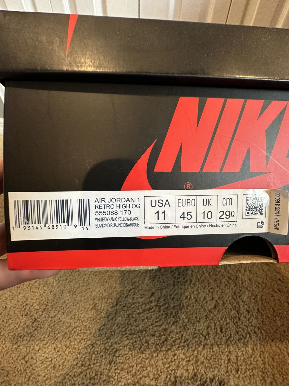 Jordan Brand × Nike Jordan 1 Retro High First Class Flight Size US 11 / EU 44 - 8 Thumbnail