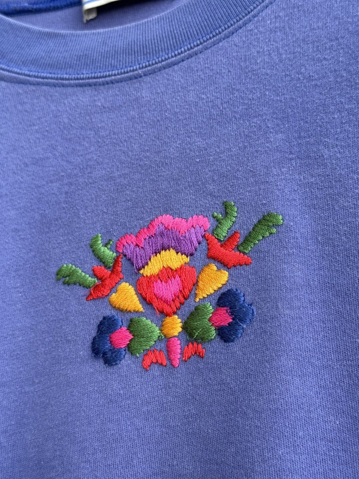 Yves Saint Laurent Yves Saint Laurent Vintage Center Embroidery Tee Size L / US 10 / IT 46 - 7 Thumbnail