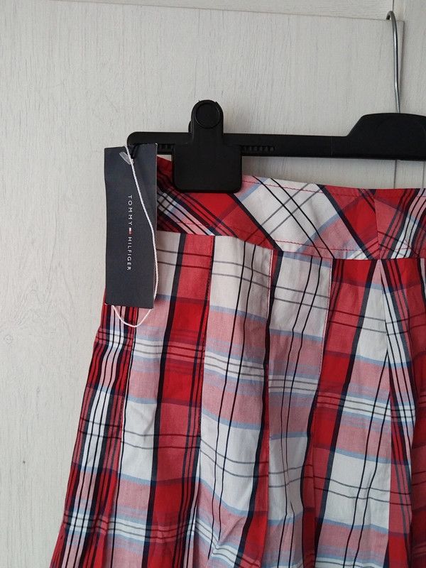 Tommy Hilfiger Tommy Hilfiger pleated skirt Size 28" / US 6 / IT 42 - 2 Thumbnail