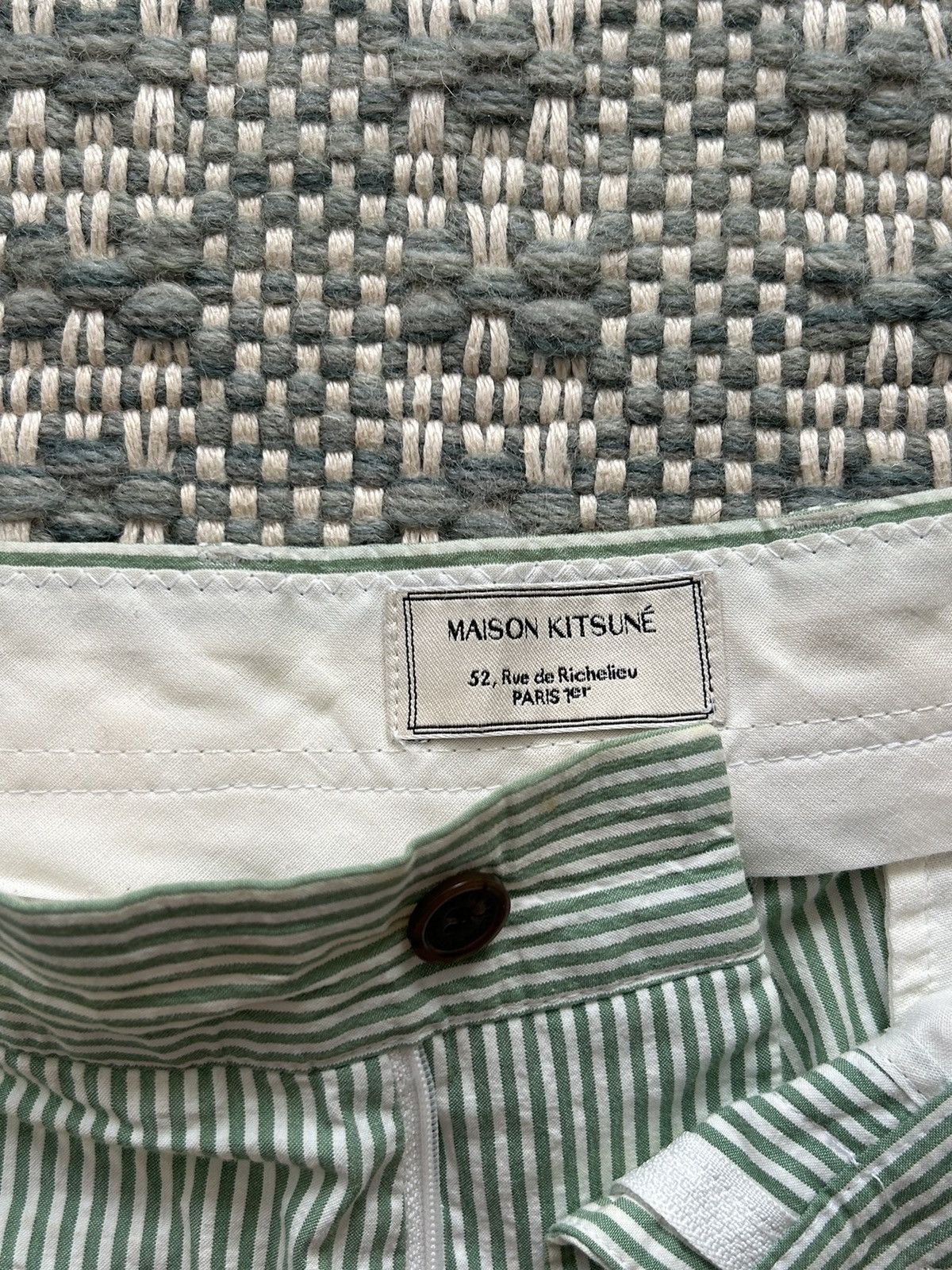 Maison Kitsune Maison Kitsune seersucker shorts Size US 32 / EU 48 - 2 Thumbnail