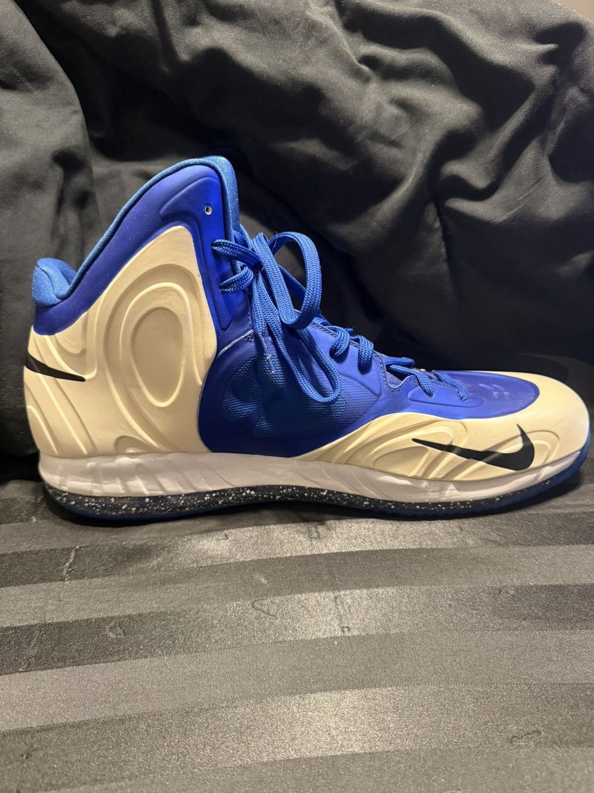 Nike Nike air max hyperposite 2012 1 of 1 pair insanely rare Size US 15 / EU 48 - 2 Thumbnail