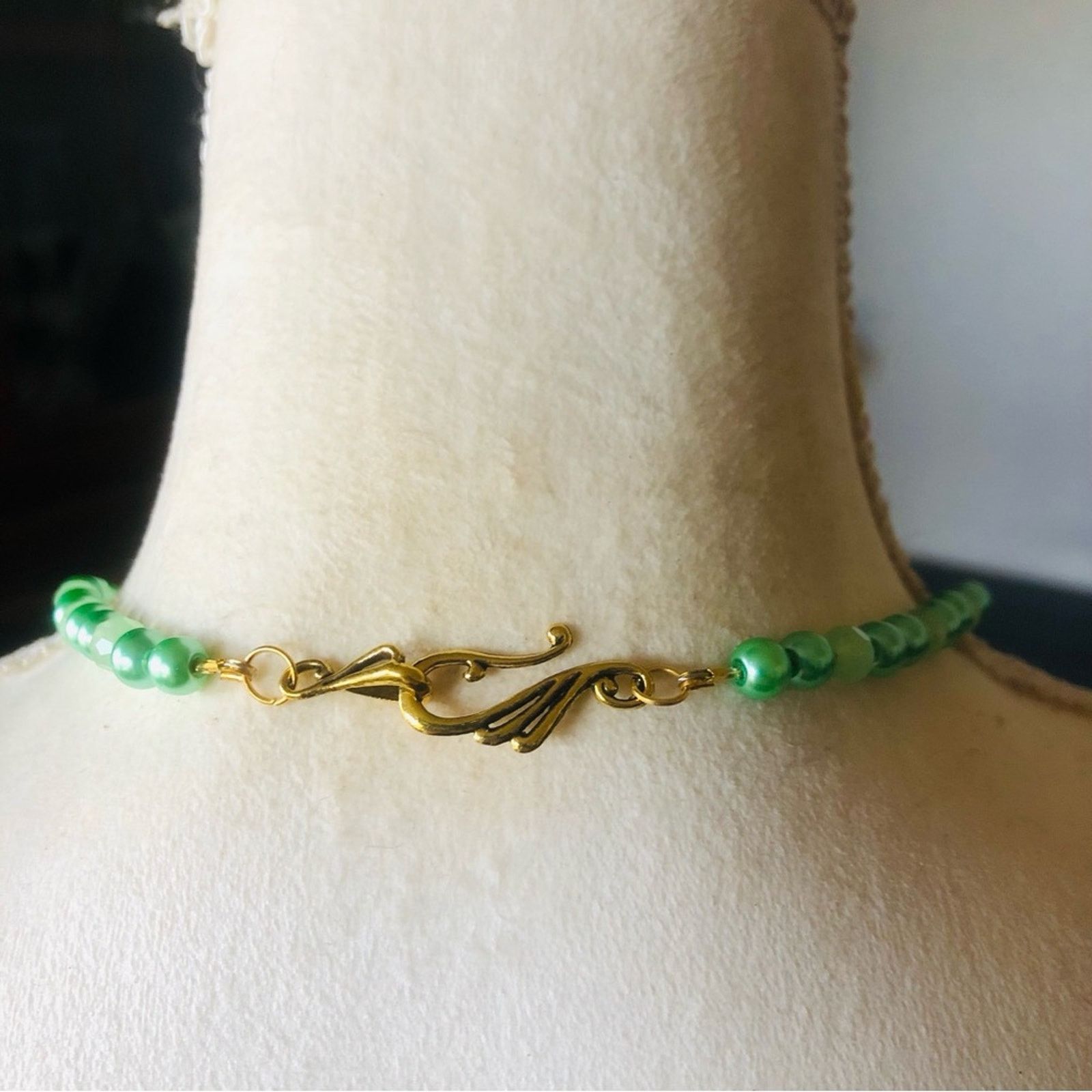 Handmade Handcrafted repurpose elegant green stone Pearl necklace Size ONE SIZE - 7 Thumbnail