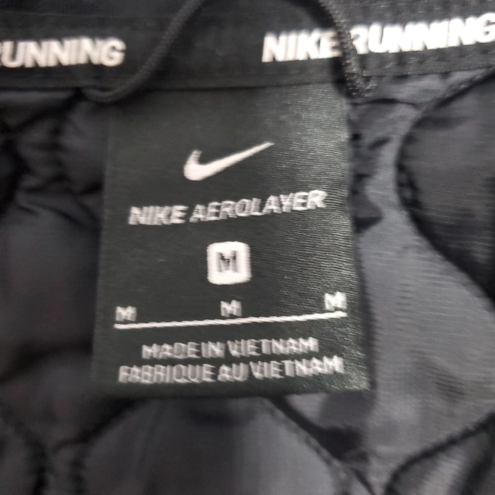 Nike Nike Aerolayer Vest Women M Black Full Zip Soft Shell Gilet Quilted Running Lightweight Pockets Size M / US 6-8 / IT 42-44 - 3 Thumbnail