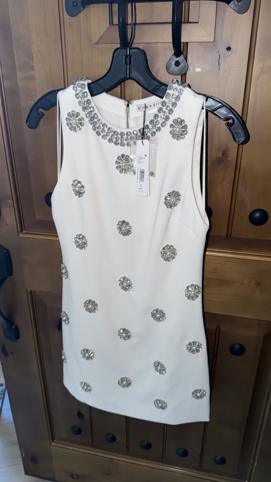 Alice + Olivia ALICE + OLIVIA Clyde Crystal Mini Dress Size XS / US 0-2 / IT 36-38 - 1 Thumbnail