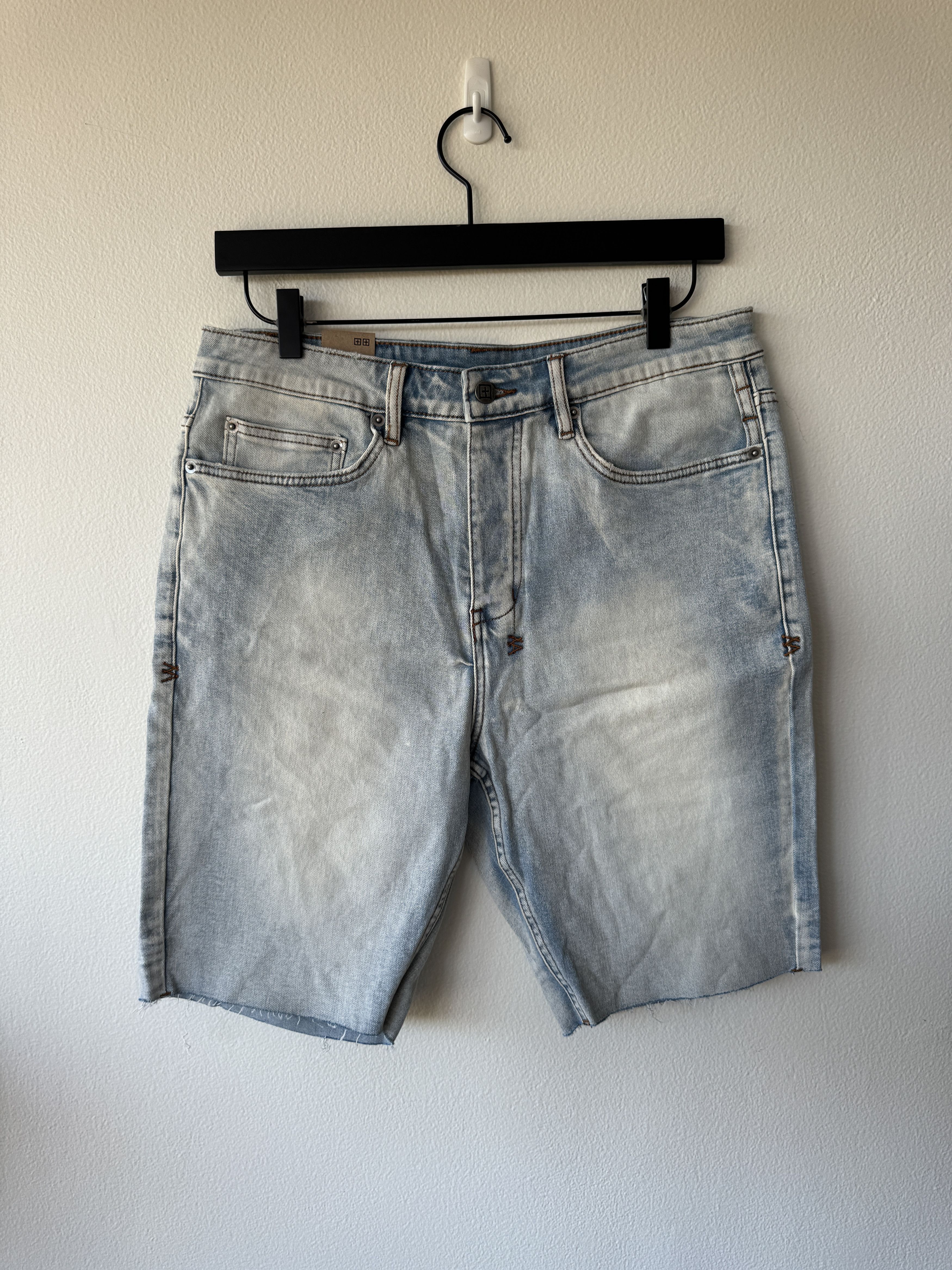 denim Wolf Short 32 light blue chop nimbus relaxed fit