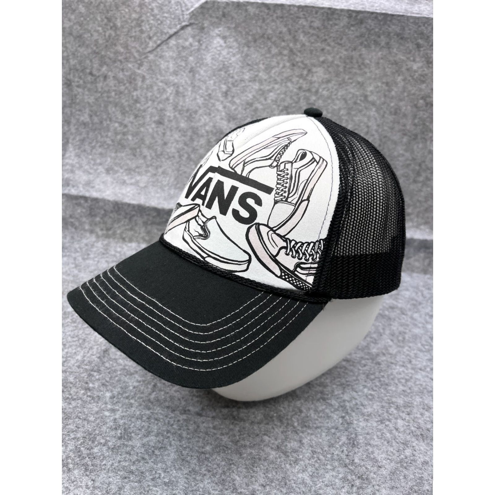Vintage Vans x Otto Hat Cap Snap Back Adult One Size Black Cotton Polyester Trucker Hat Size ONE SIZE - 4 Thumbnail