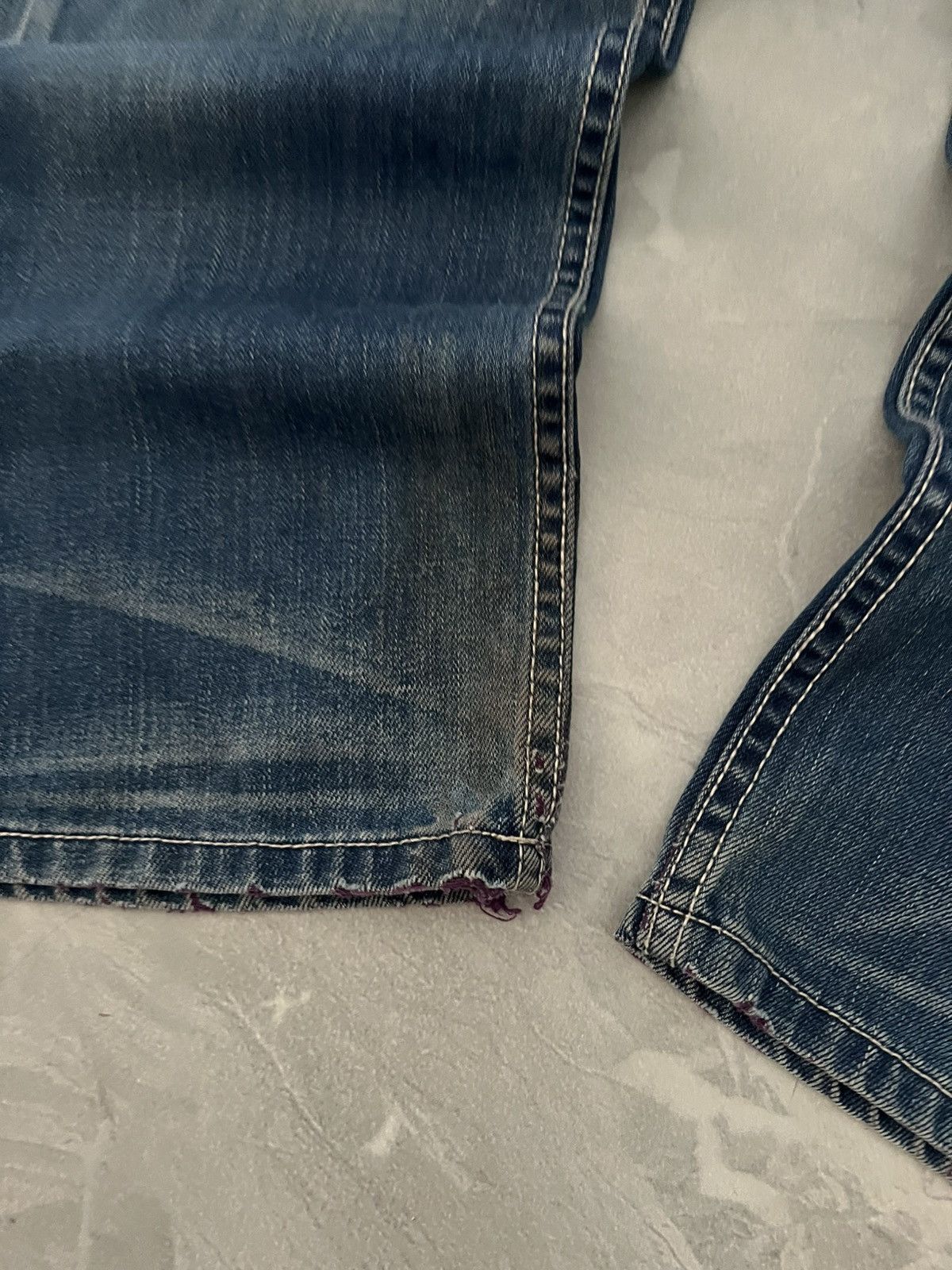 Vintage Distressed Y2K Slim Fit Jeans — Retro Vintage Style Unisex Size US 31 - 3 Thumbnail