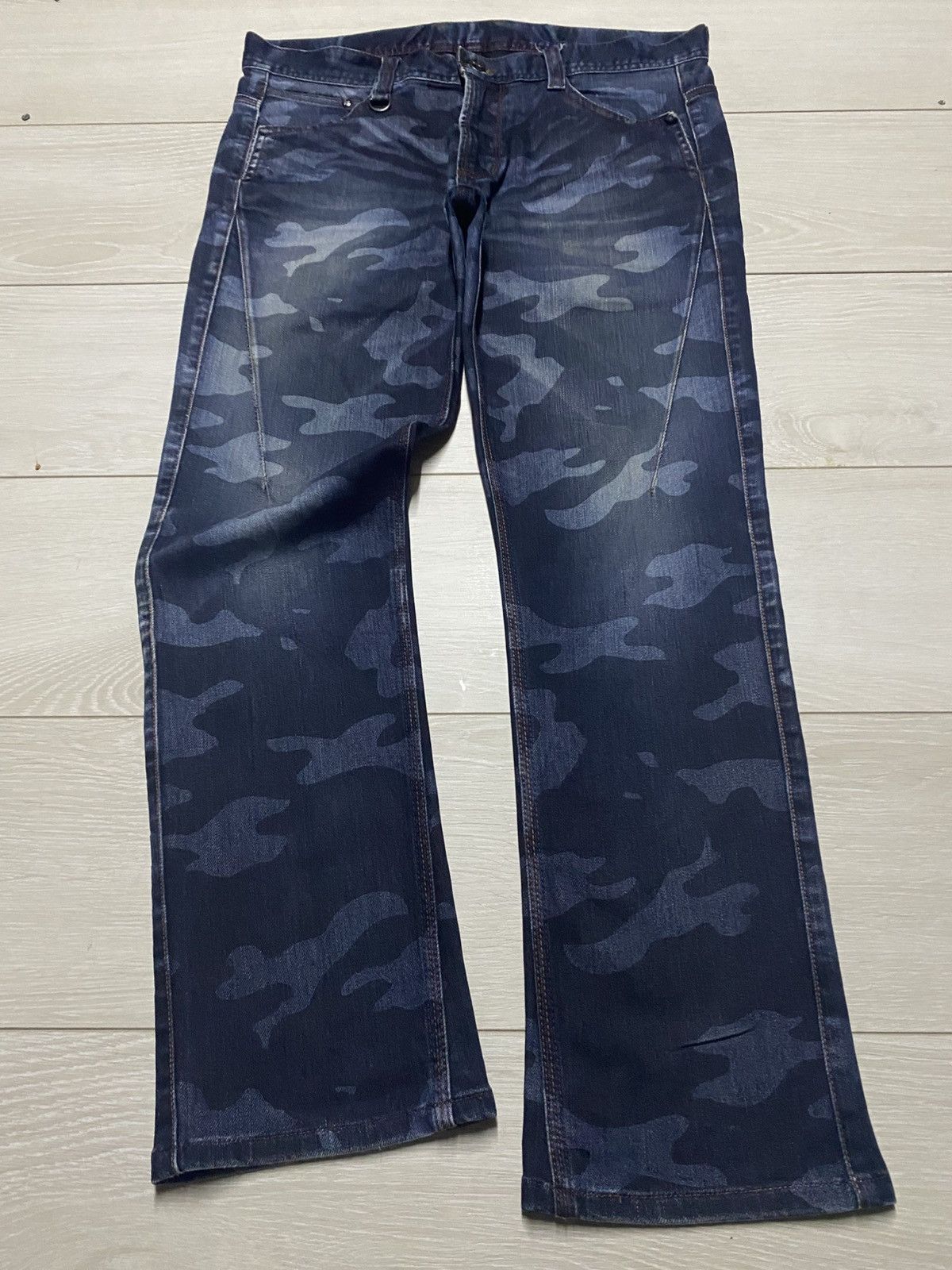 HIDEAWAYS Vintage Hideway Nicole Blue Camo Straight Slim Jeans Size US 35 - 1 Thumbnail