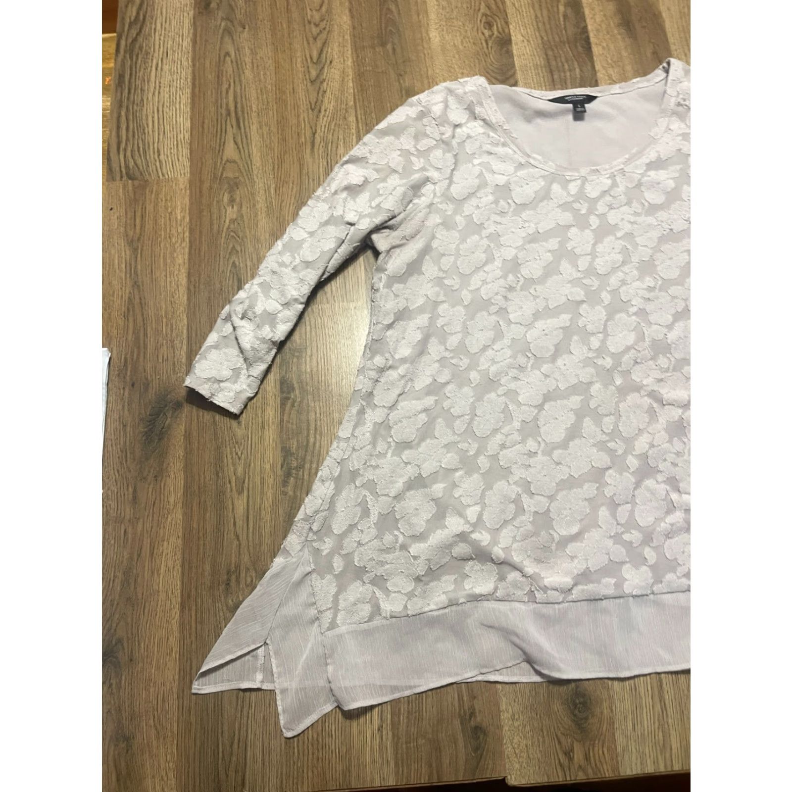 Vintage Vera Wang Blouse Simply Vera Women's Large Gray 3/4 Sleeve Textured Casual Regular Size L / US 10 / IT 46 - 3 Thumbnail