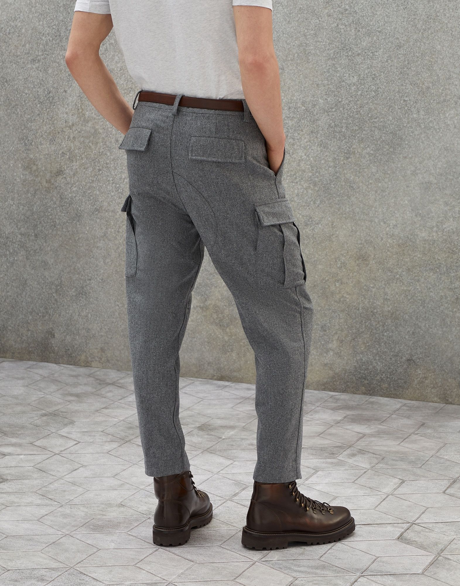 o1la1rc1a0325 Cargo Pants in Grey