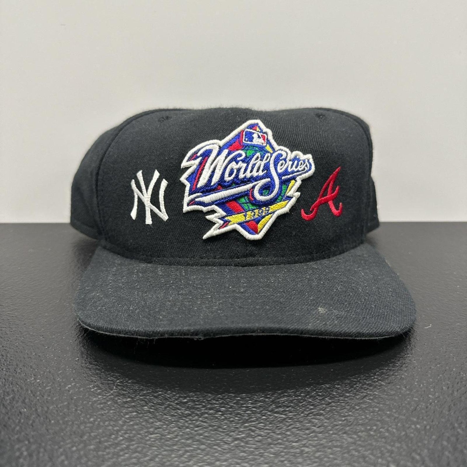 New Era × Vintage New Era New York Yankees Vintage 90s Wool SnapBack Hat Size ONE SIZE - 2 Thumbnail