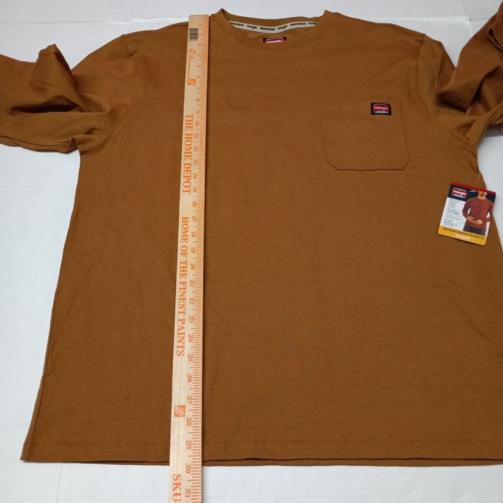 Wrangler Wrangler Pen Pocket Tee Men's XL (46-48) Brown Relaxed Fit Size US XL / EU 56 / 4 - 7 Thumbnail