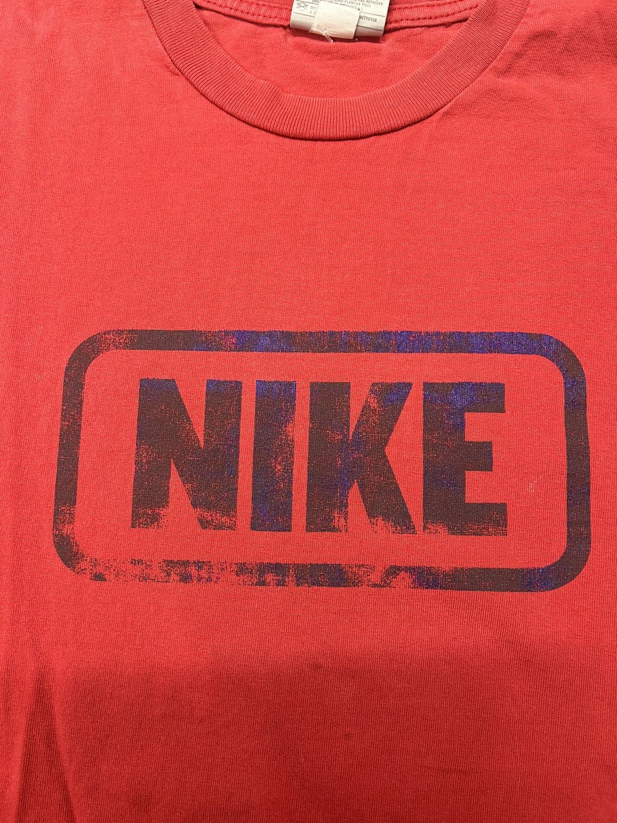 Nike × Vintage Crazy Vintage Y2K Essential Red Nike Script Tee Shirt Faded Size US L / EU 52-54 / 3 - 2 Thumbnail