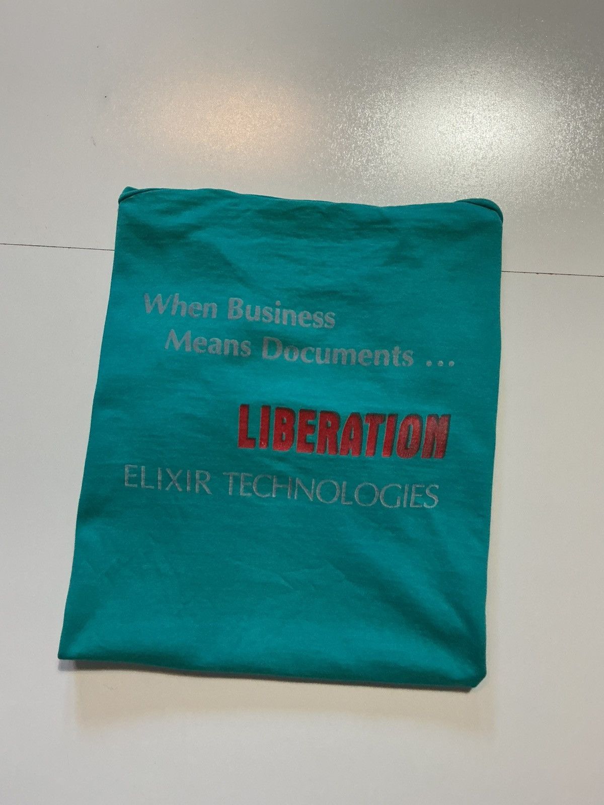 Vintage Vintage EXIXIR Technologies Business Means Documents T-Shirt Size US S / EU 44-46 / 1 - 1 Thumbnail