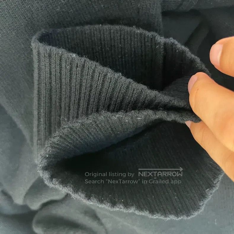 Loewe Loewe Black small logo high-neck sweater Size US XL / EU 56 / 4 - 6 Thumbnail