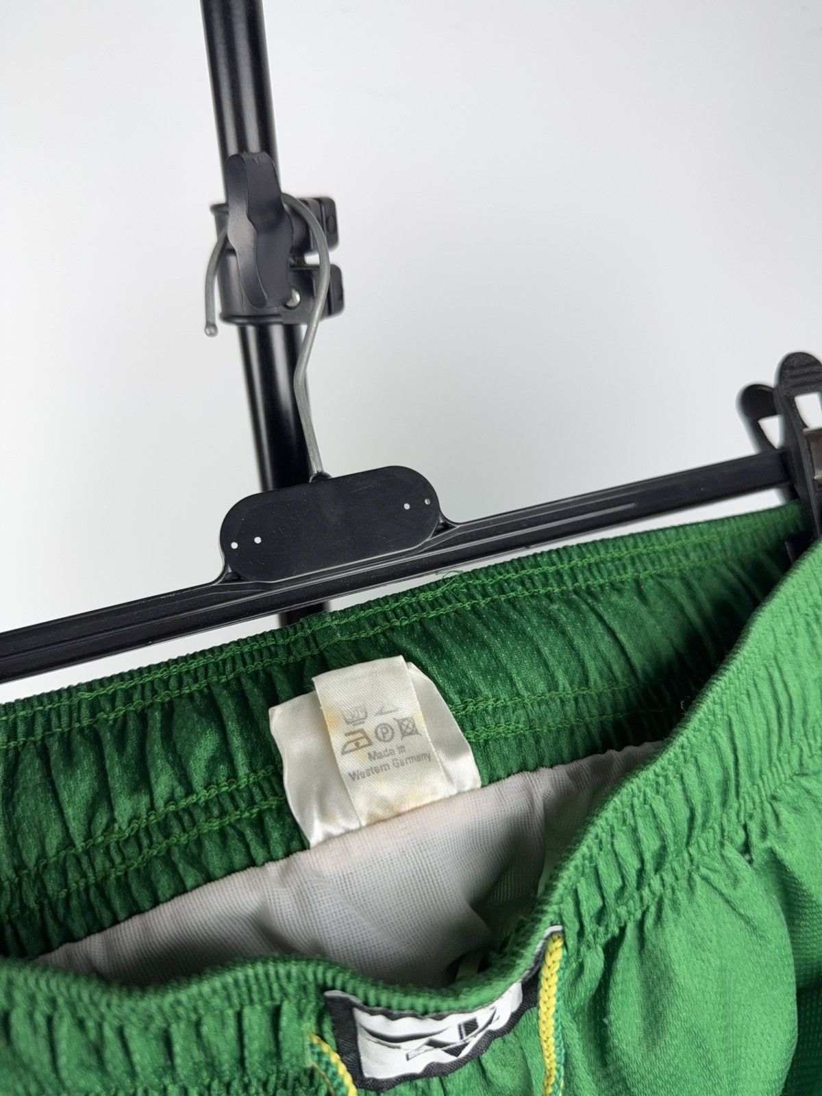 Vintage Rare Vintage Retro 80s JAKO West Germany Green Sport Shorts Size US 30 / EU 46 - 16 Thumbnail