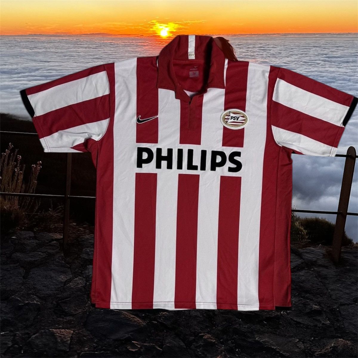Nike × Vintage Vintage Nike PSV soccer jersey size XL Philips Size US XL / EU 56 / 4 - 1 Thumbnail